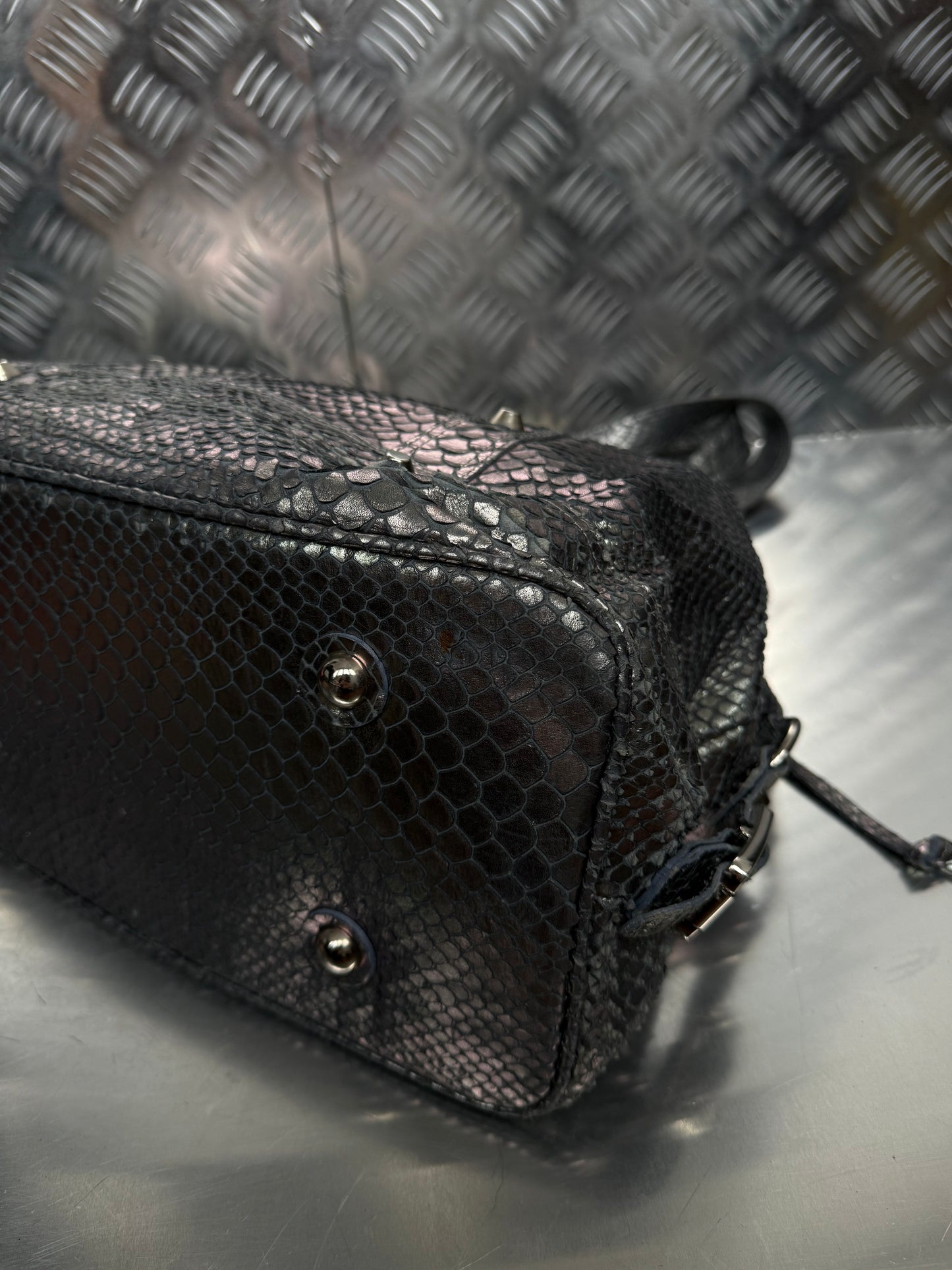 Vintage metallic leather snakeskin-texture bag TWINKLING GLOBAL