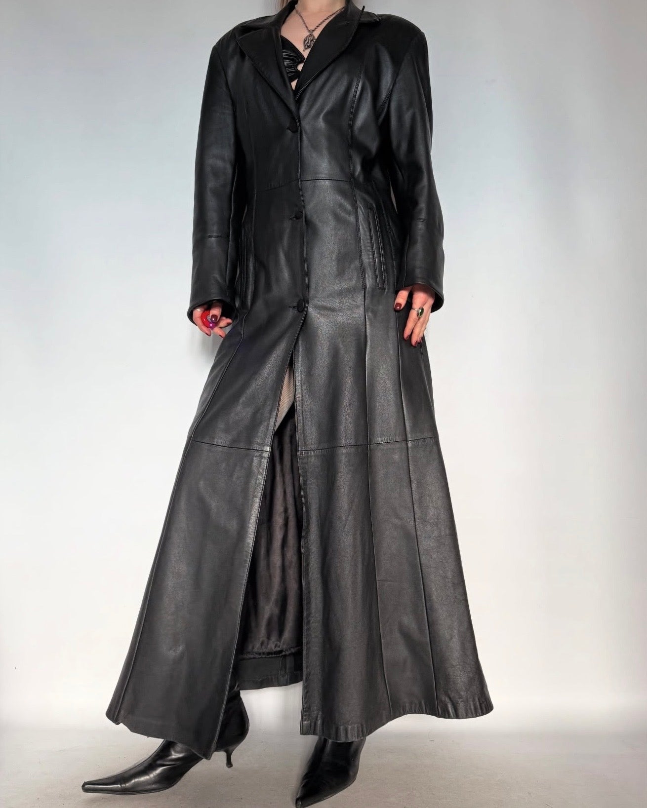 Vintage leather long coat Twinkling Global