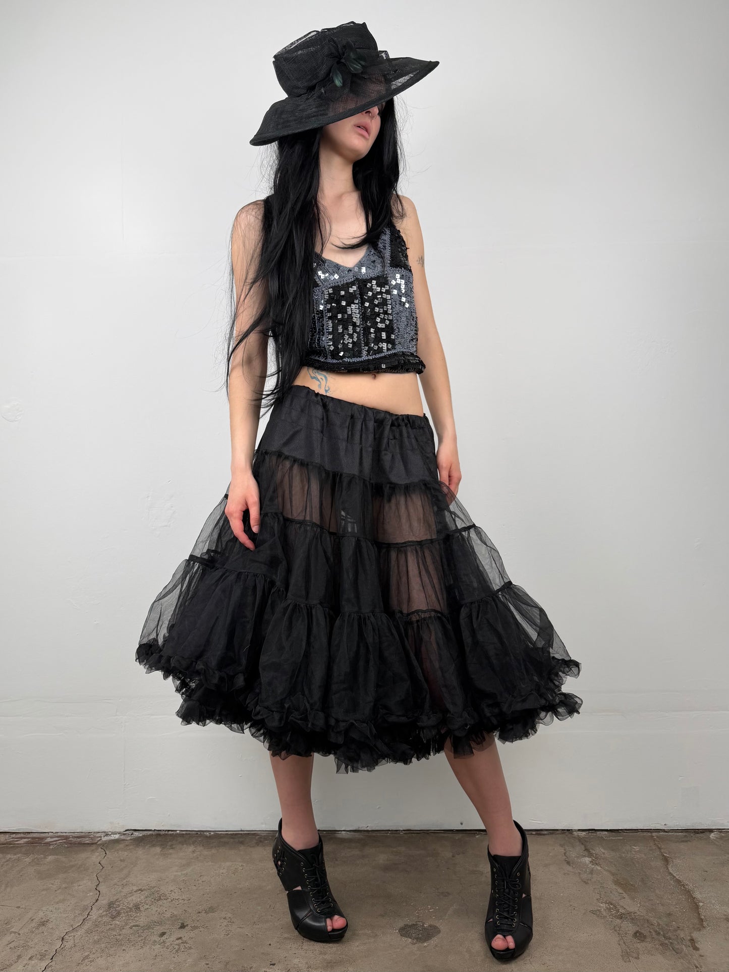 Vintage black tulle petticoat skirt TWINKLING GLOBAL