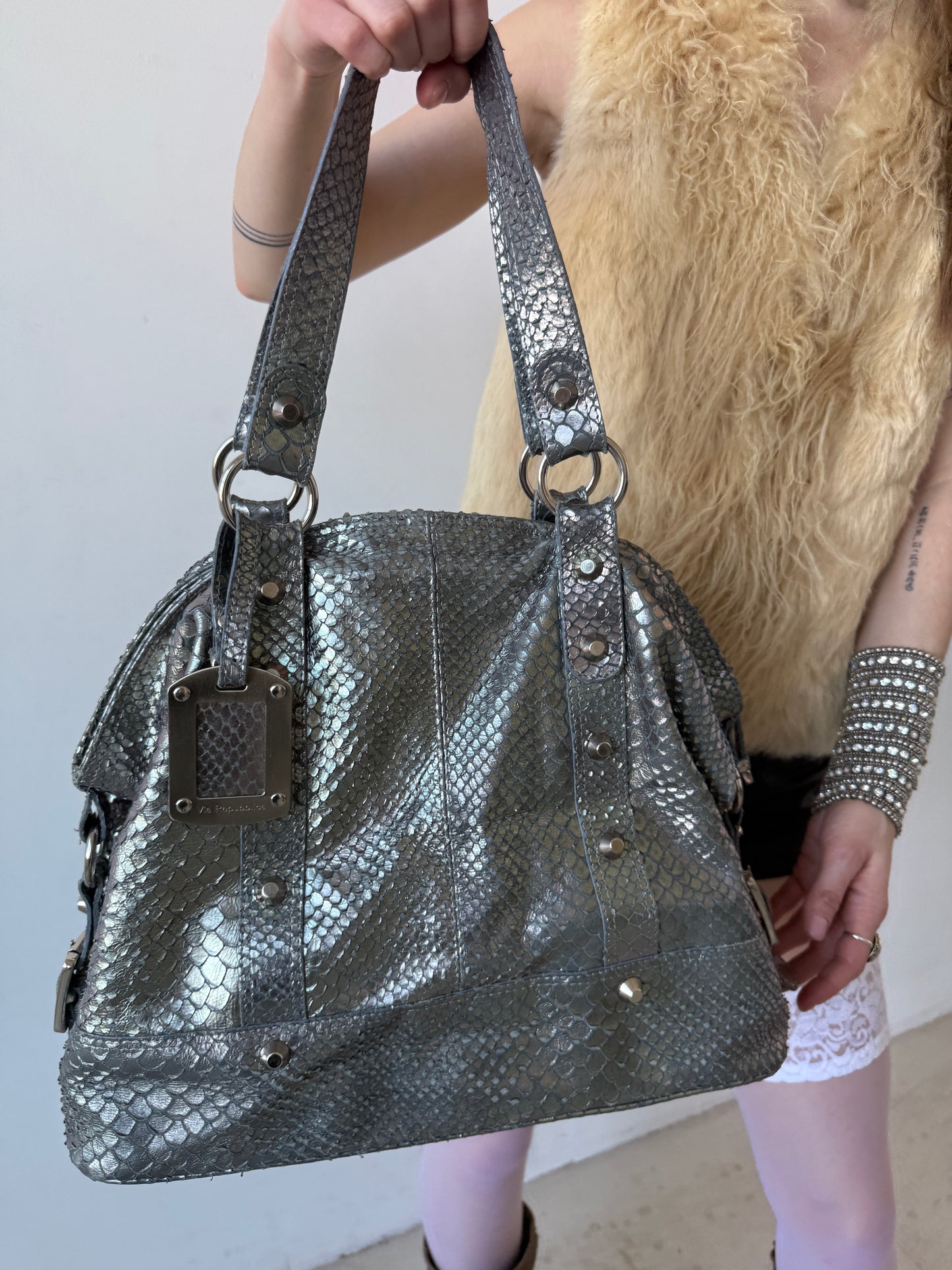 Vintage metallic leather snakeskin-texture bag TWINKLING GLOBAL