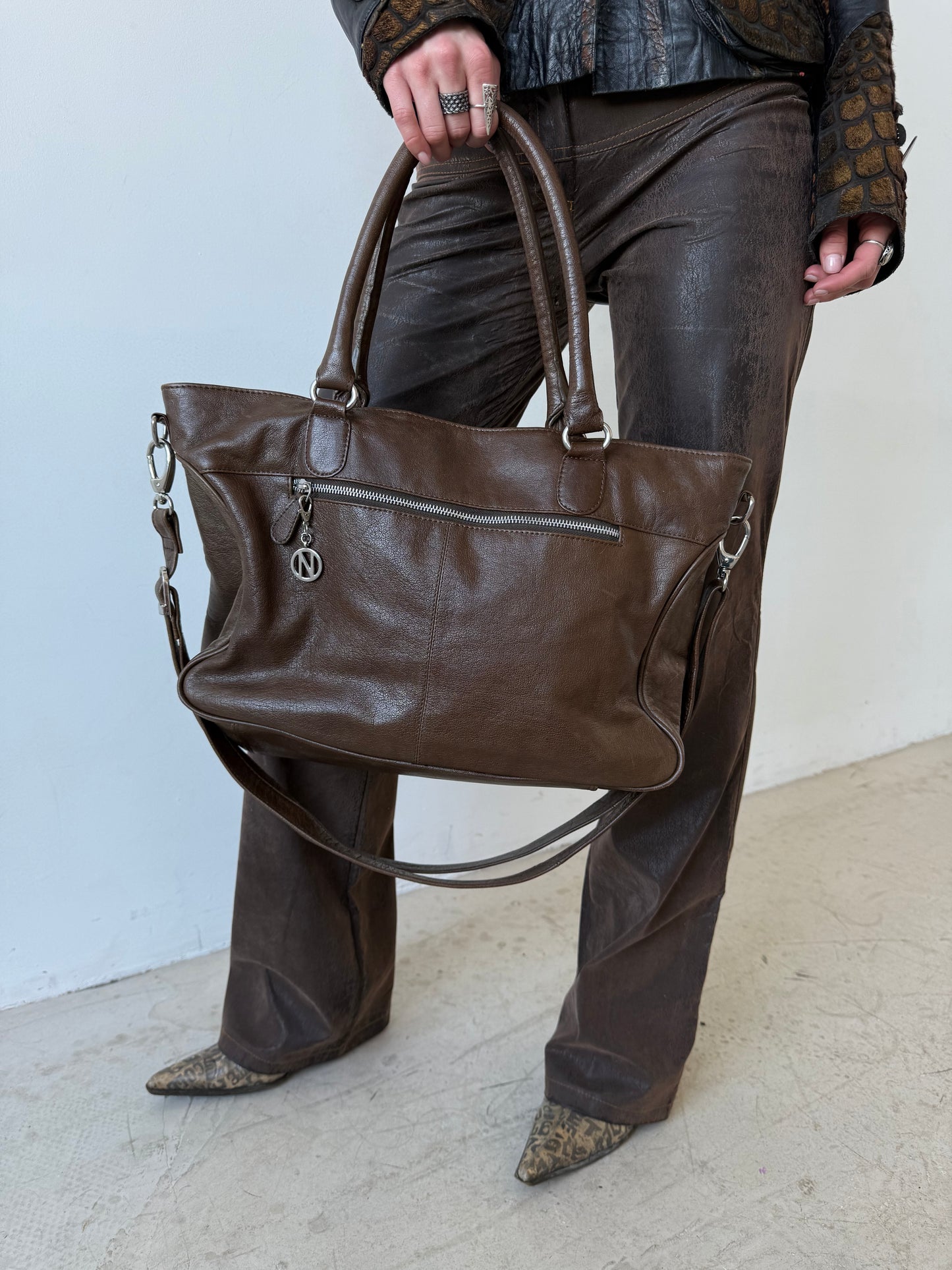 Vintage leather bag TWINKLING GLOBAL