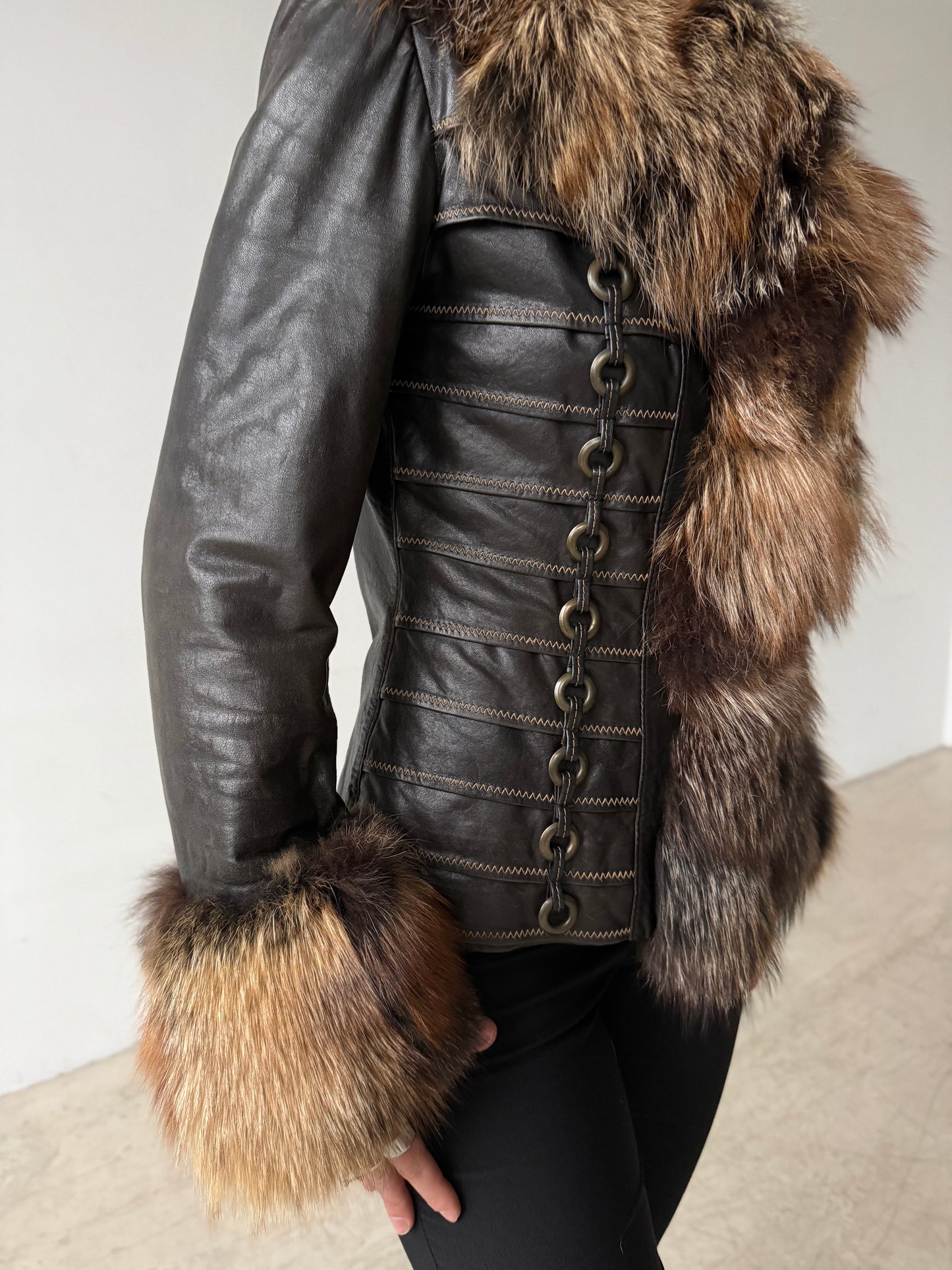 Vintage Leather Jacket TWINKLING GLOBAL