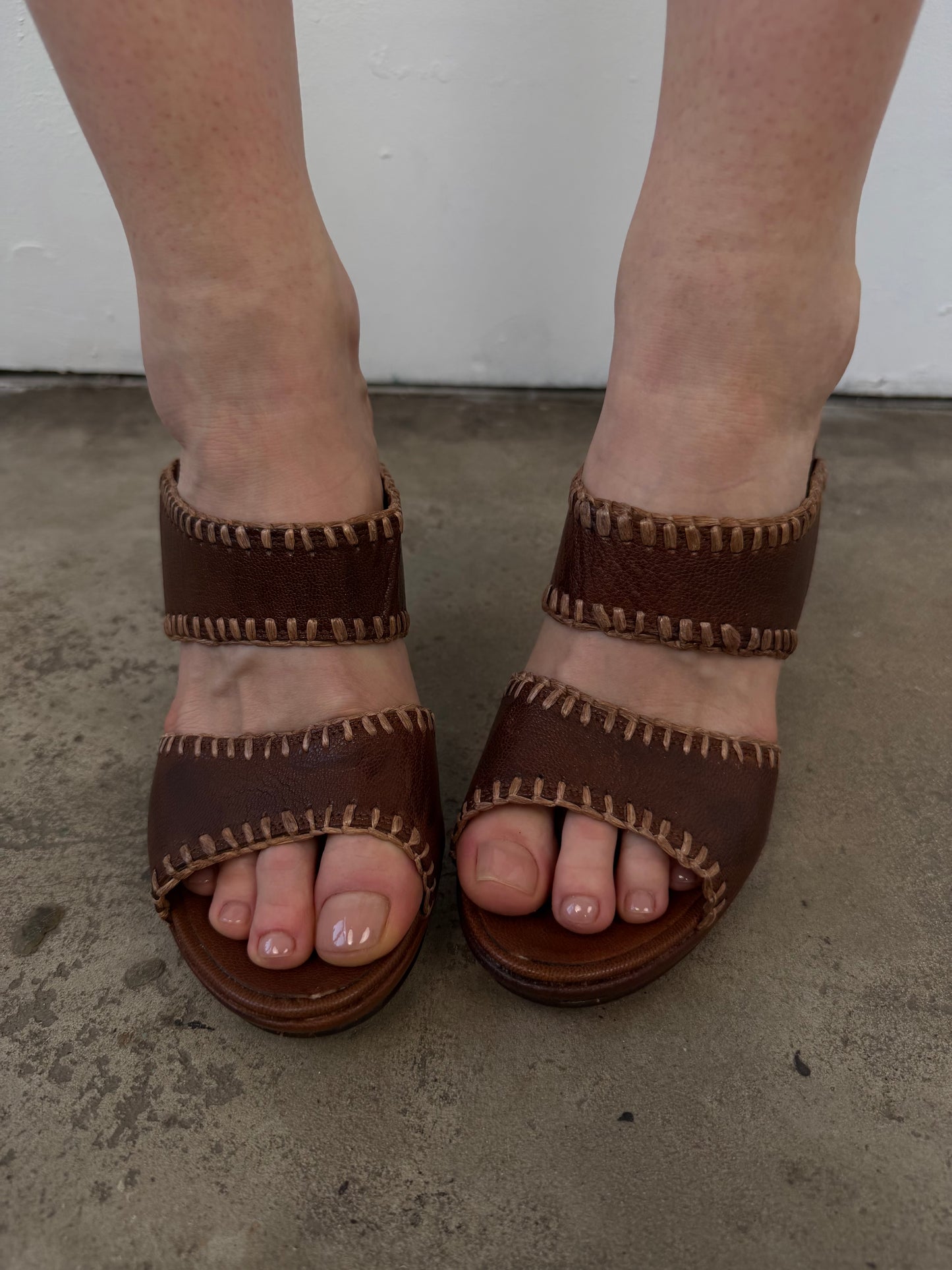 Vintage Italian leather platform mules TWINKLING GLOBAL