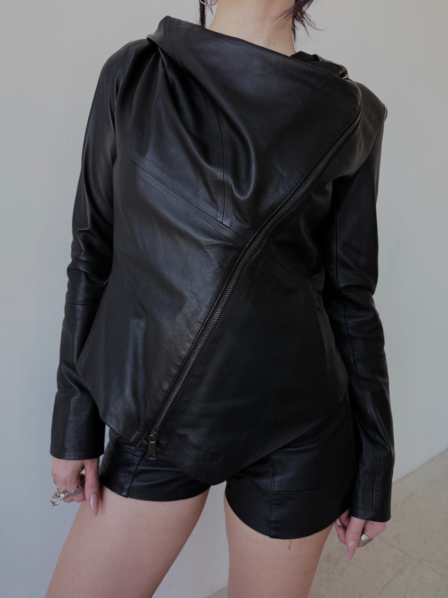 Vintage asymmetrical leather hooded jacket TWINKLING GLOBAL