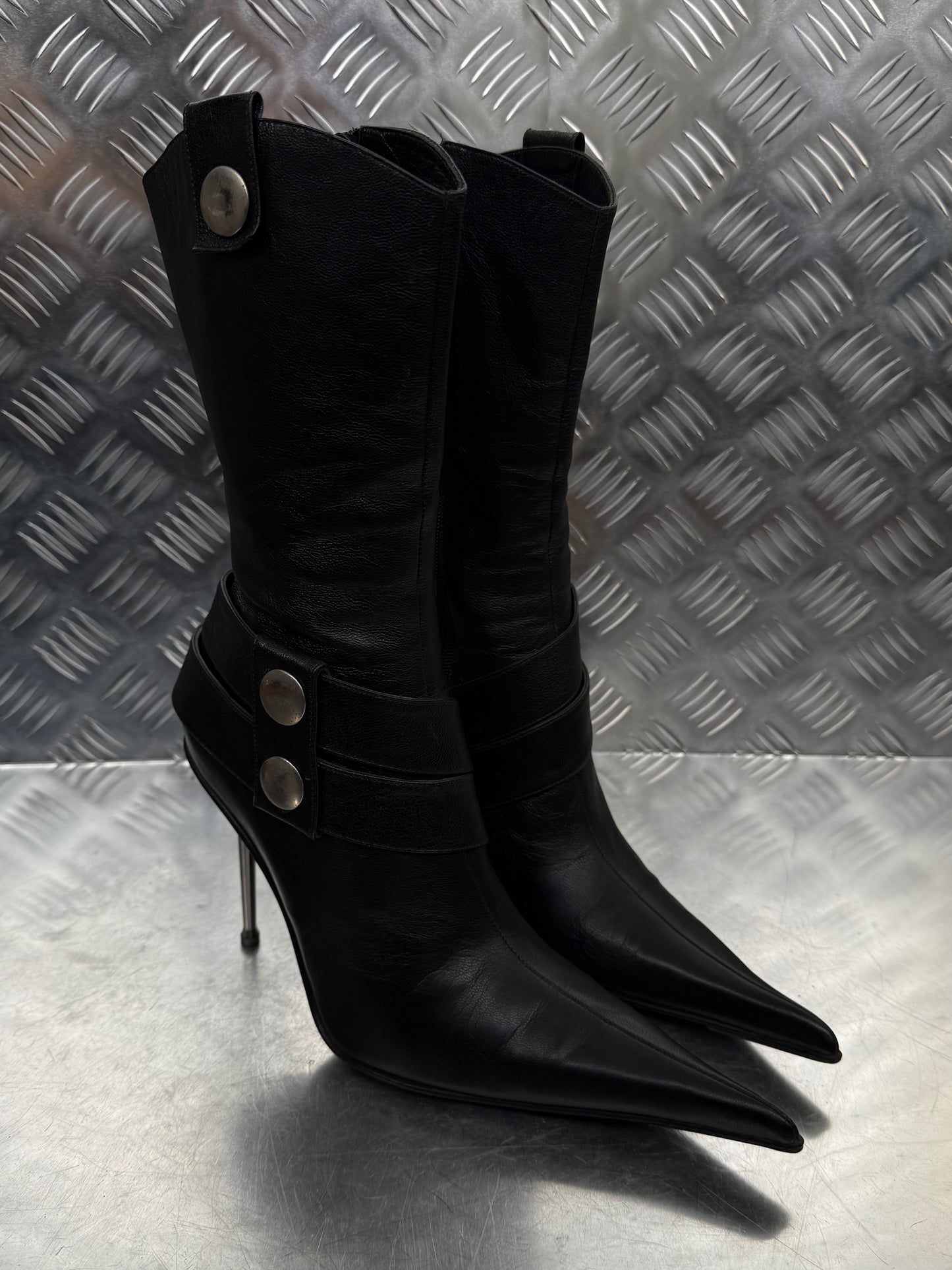 Vintage pointed leather boots TWINKLING GLOBAL