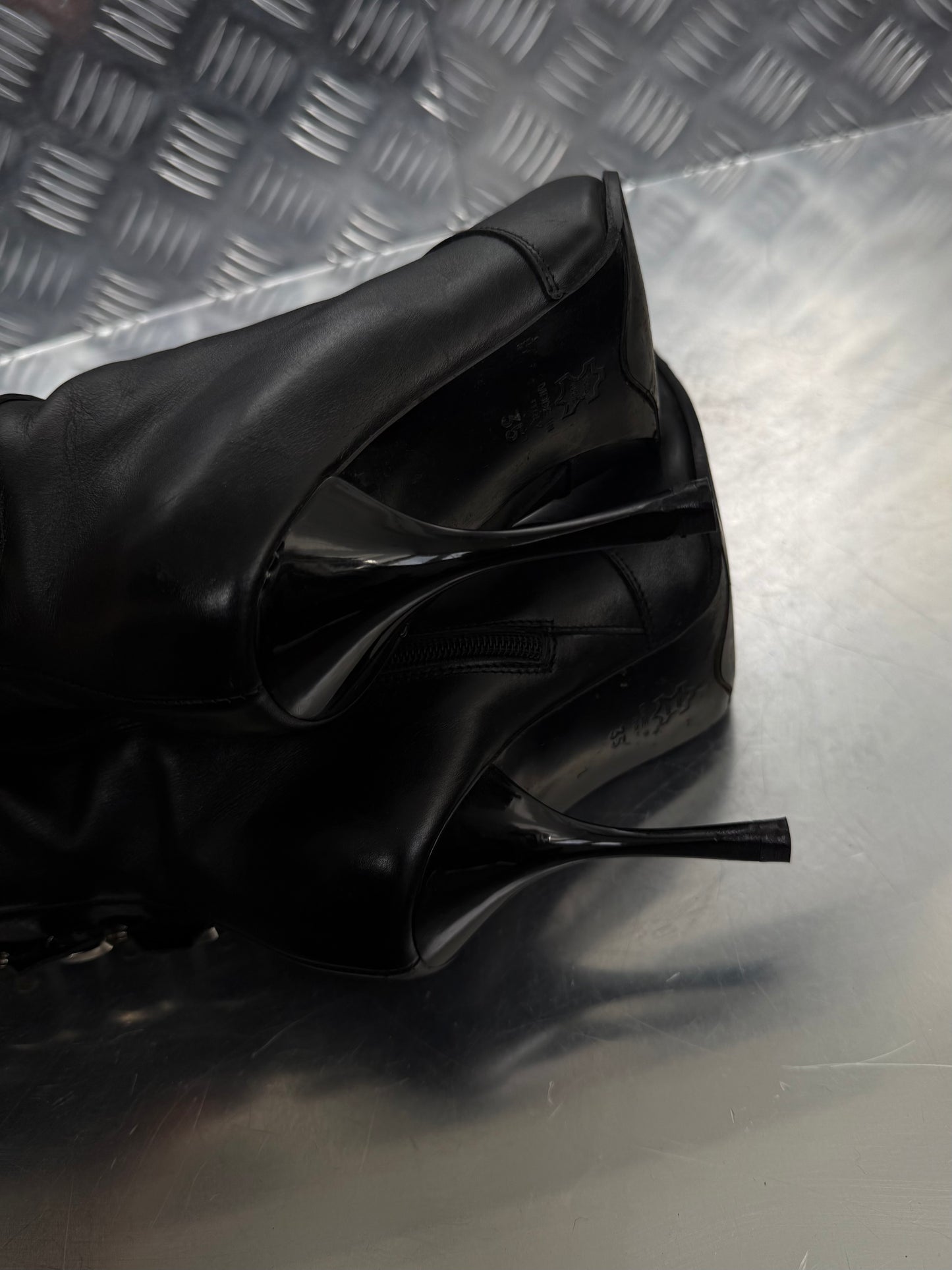 Vintage leather buckle boots TWINKLING GLOBAL