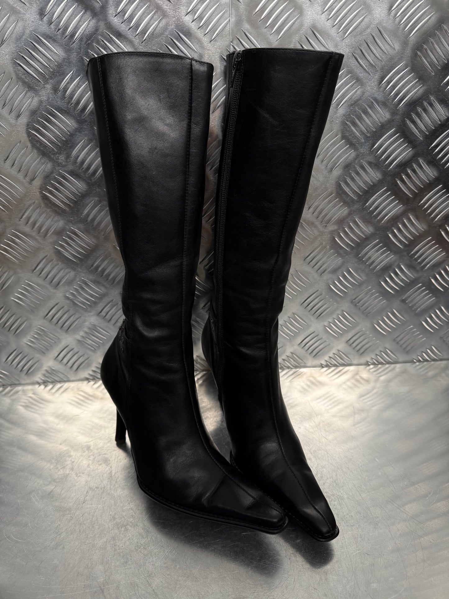 Vintage leather high heel boots TWINKLING GLOBAL