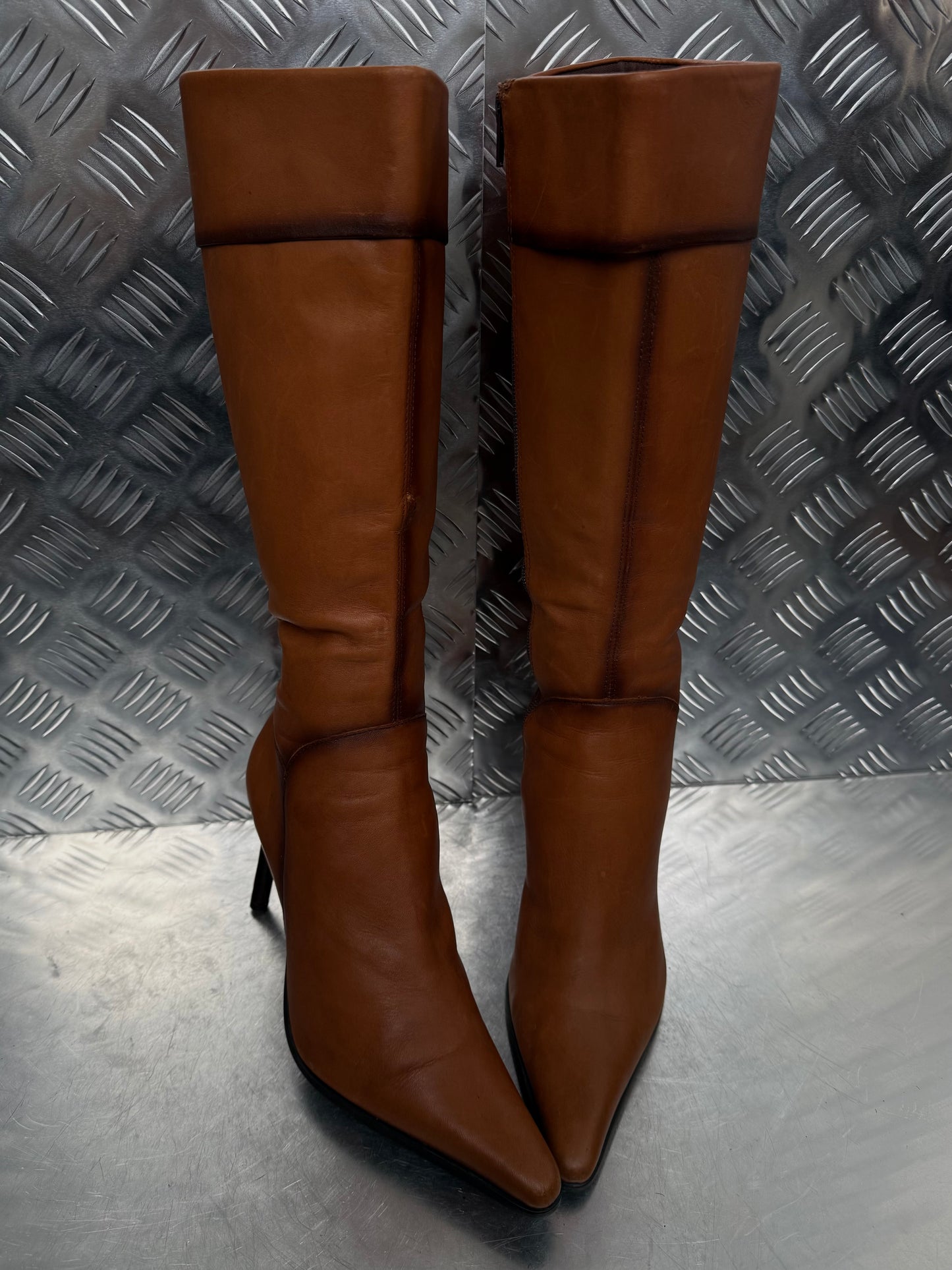 Vintage knee-high leather boots FAITH TWINKLING GLOBAL