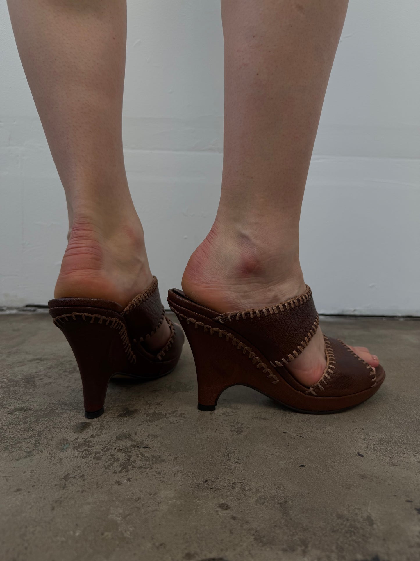 Vintage Italian leather platform mules TWINKLING GLOBAL