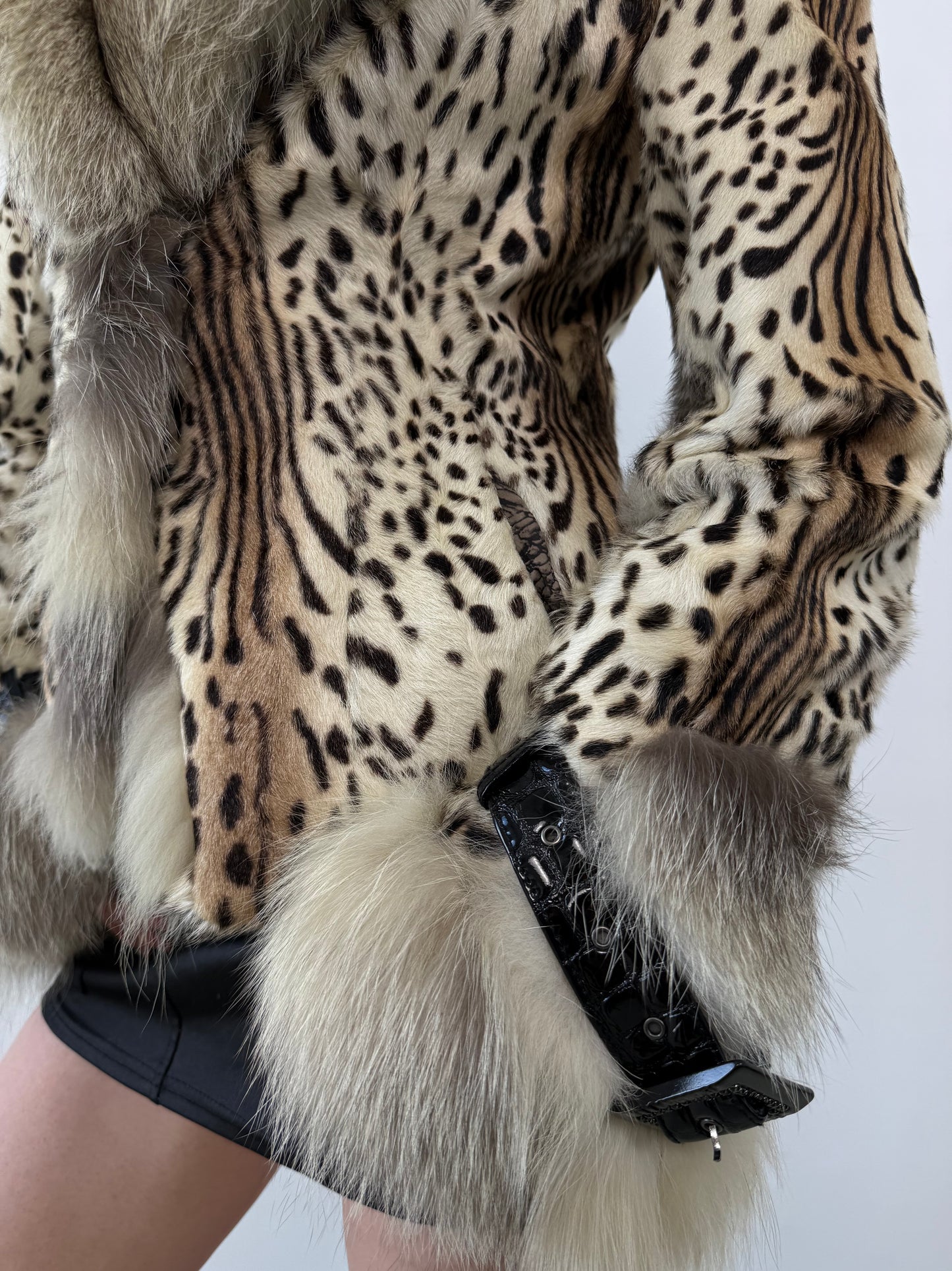 Vintage leather coat TWINKLING GLOBAL