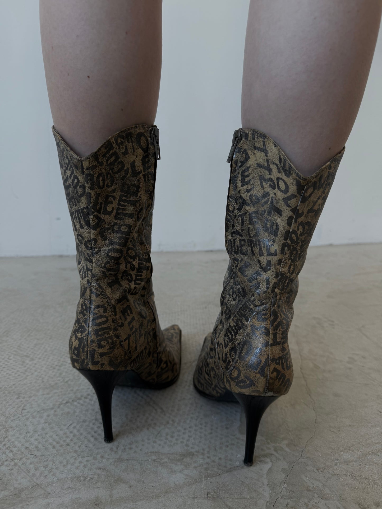 Vintage Italian leather boots TWINKLING GLOBAL