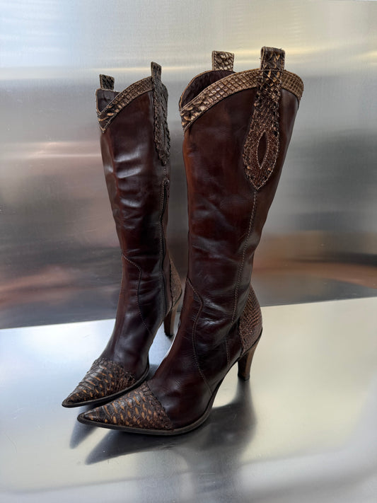 Vintage Leather Cowboy Boots with Heel - TWINKLING GLOBAL
