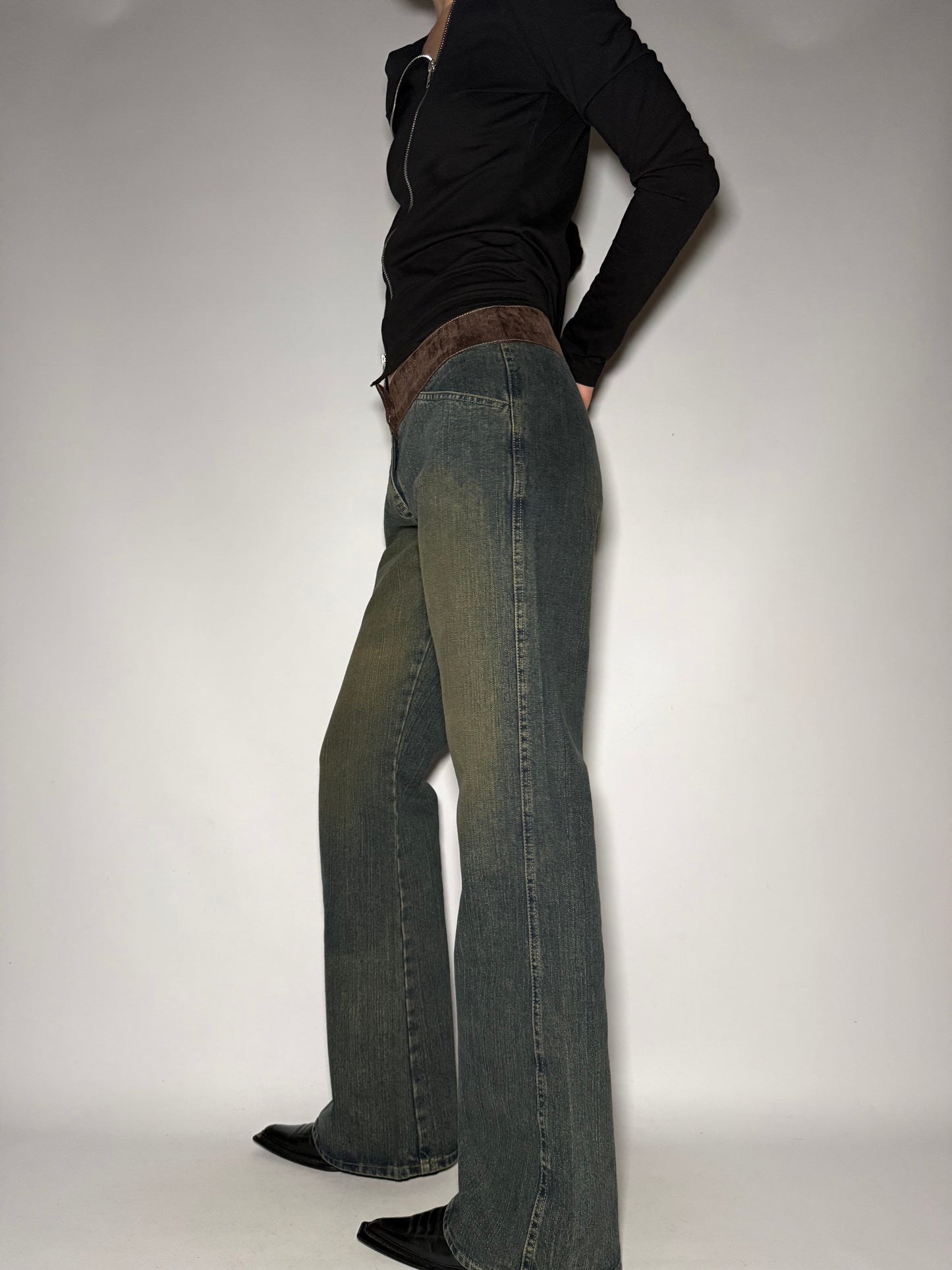 Rust Slight-Flare Jeans Twinkling Global