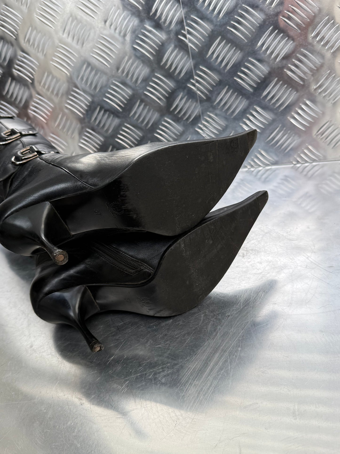 Vintage genuine leather boots TWINKLING GLOBAL