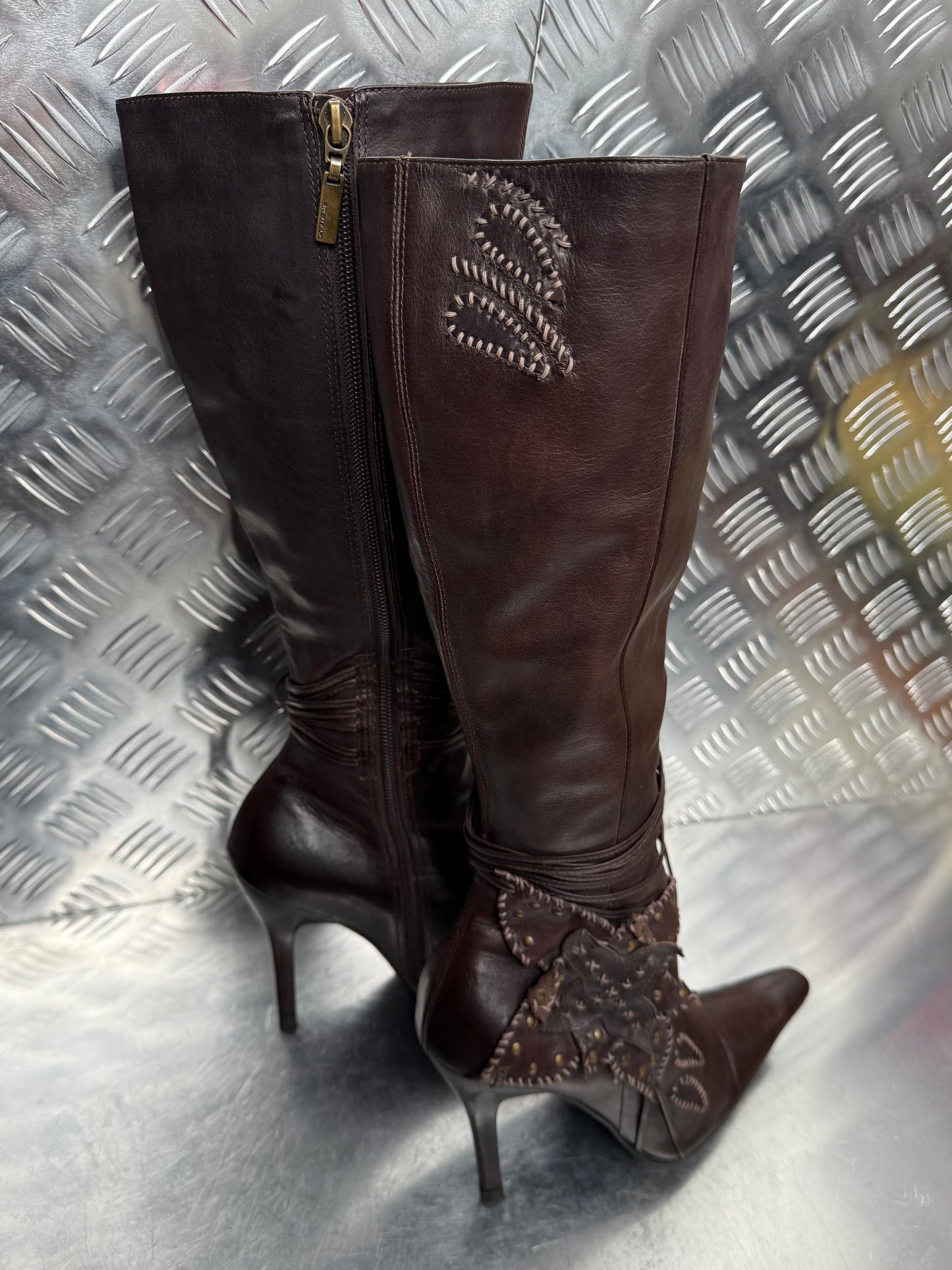 Vintage genuine leather knee-high boots TWINKLING GLOBAL
