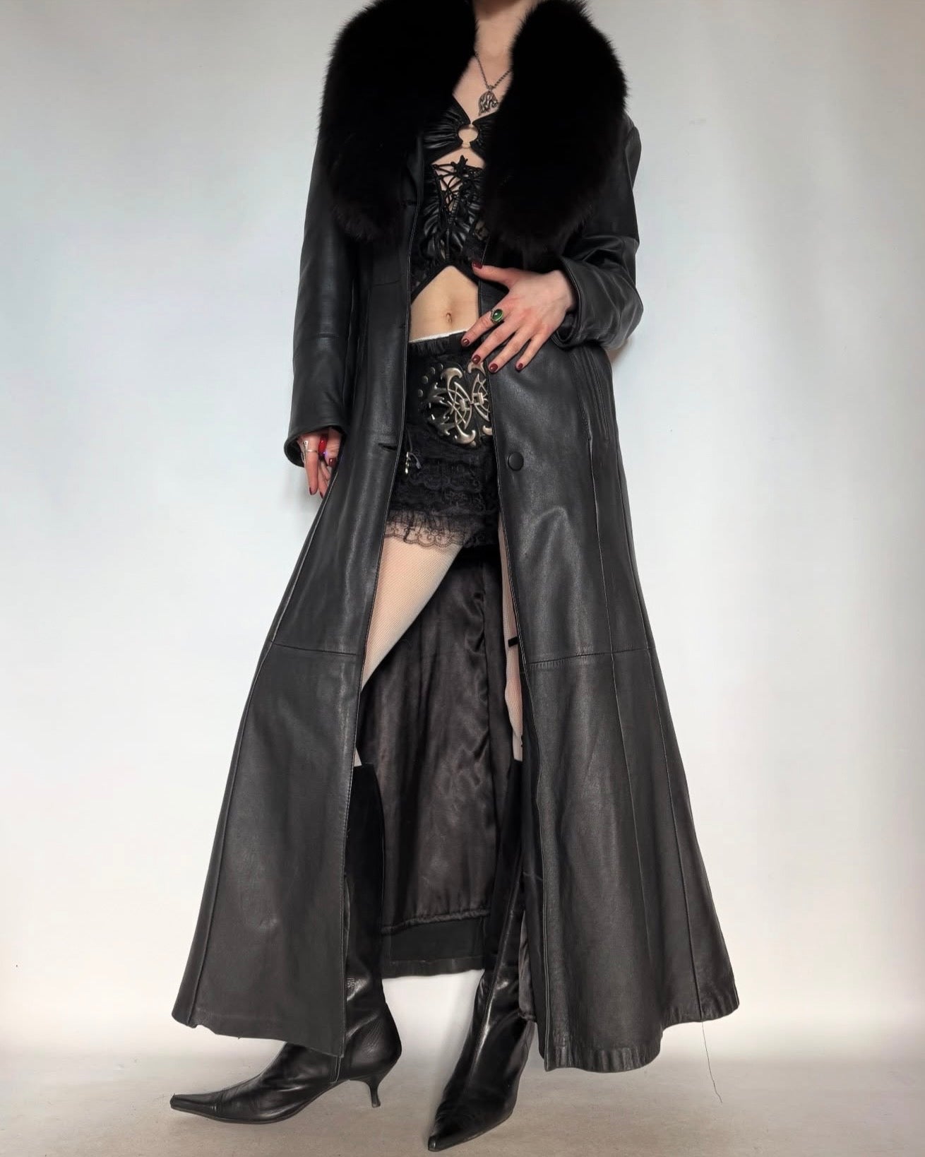 Vintage leather long coat Twinkling Global
