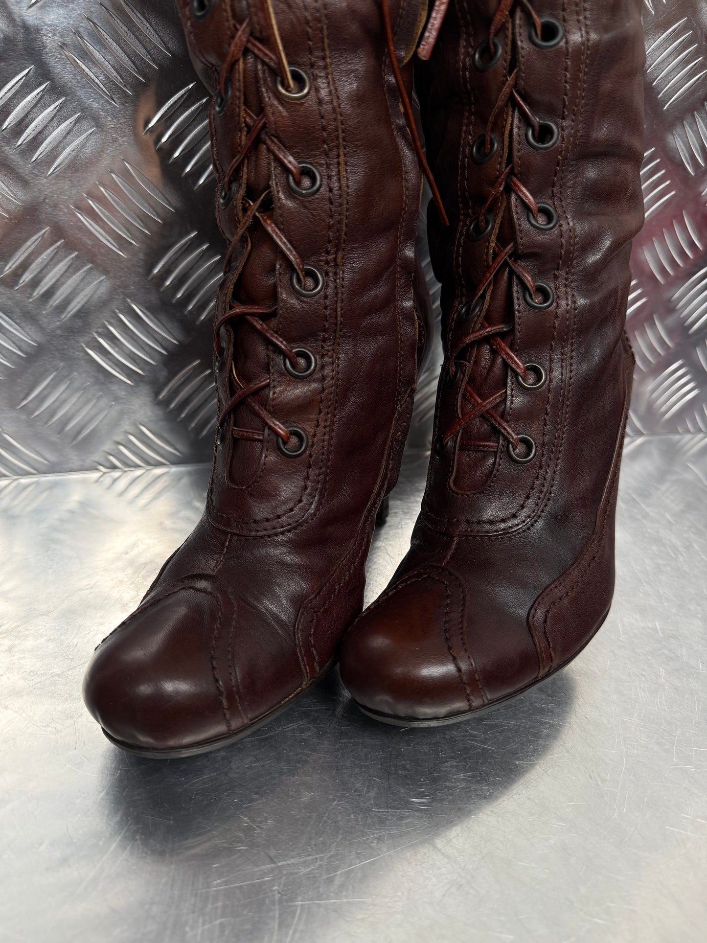 Vintage lace-up leather boots TWINKLING GLOBAL
