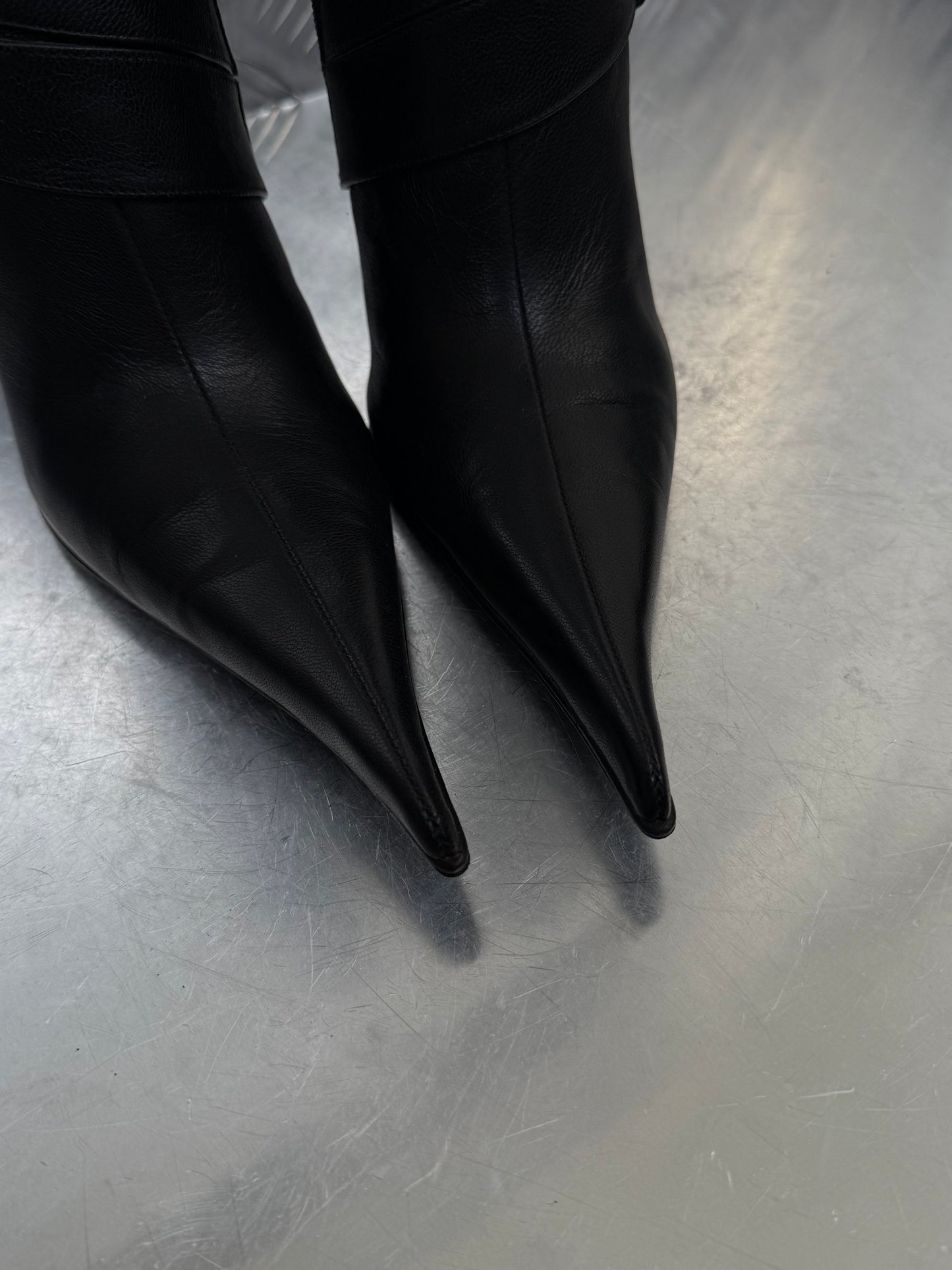 Vintage pointed leather boots TWINKLING GLOBAL