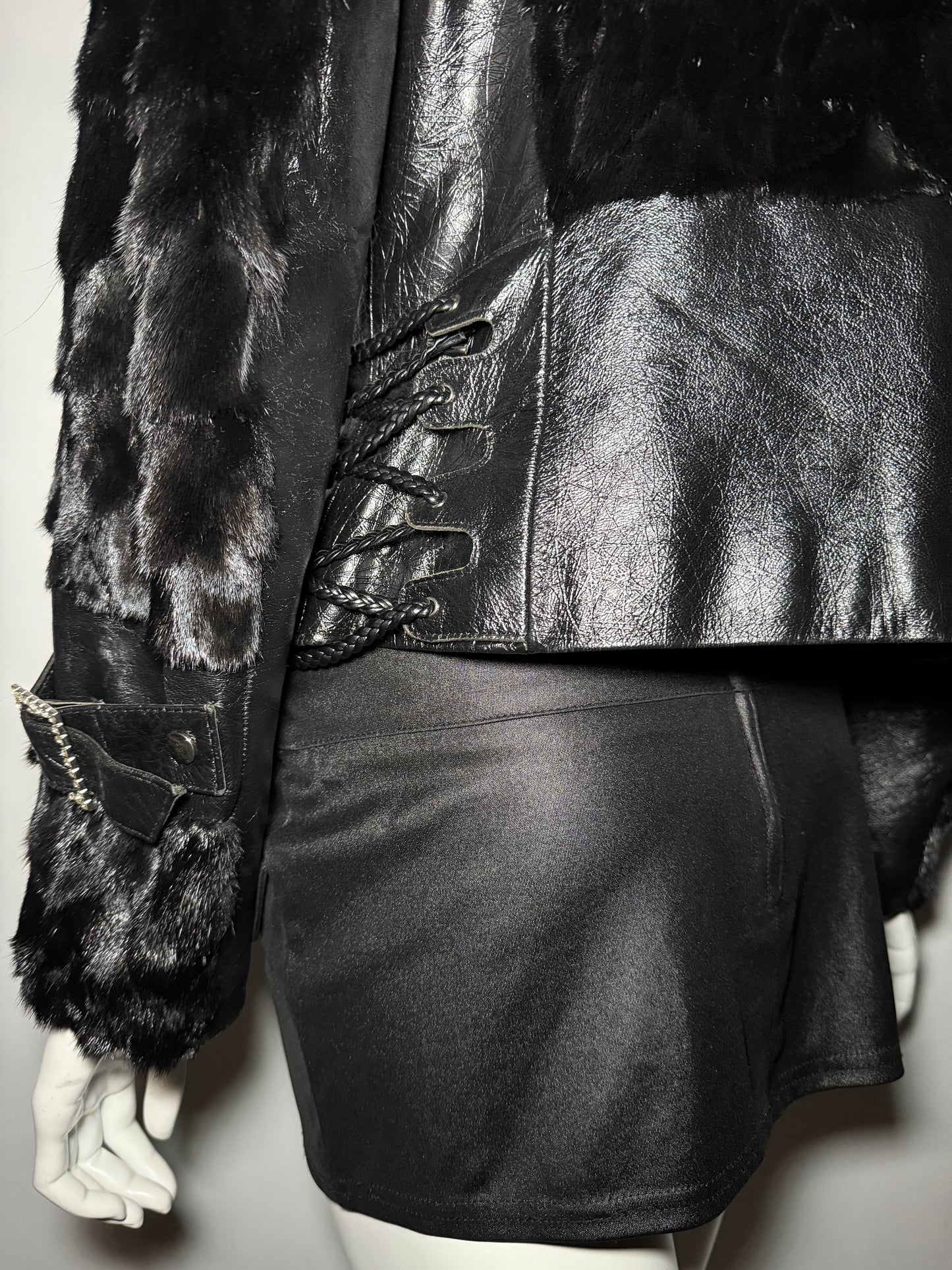 Vintage Leather Jacket TWINKLING GLOBAL