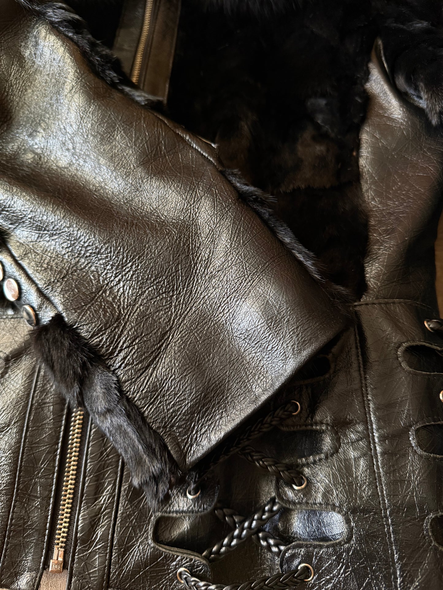 Vintage Leather Jacket TWINKLING GLOBAL