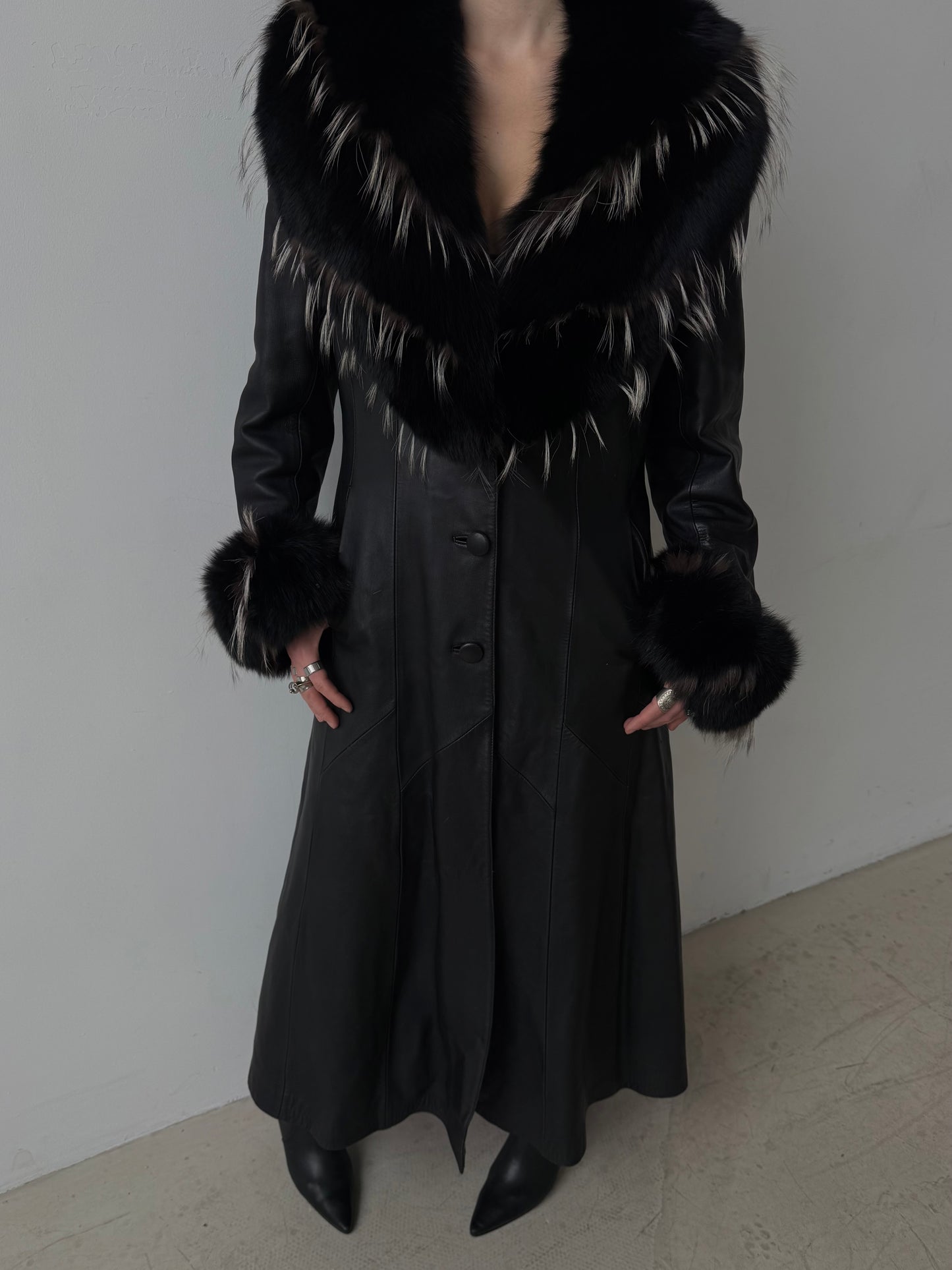 Vintage genuine leather maxi coat TWINKLING GLOBAL