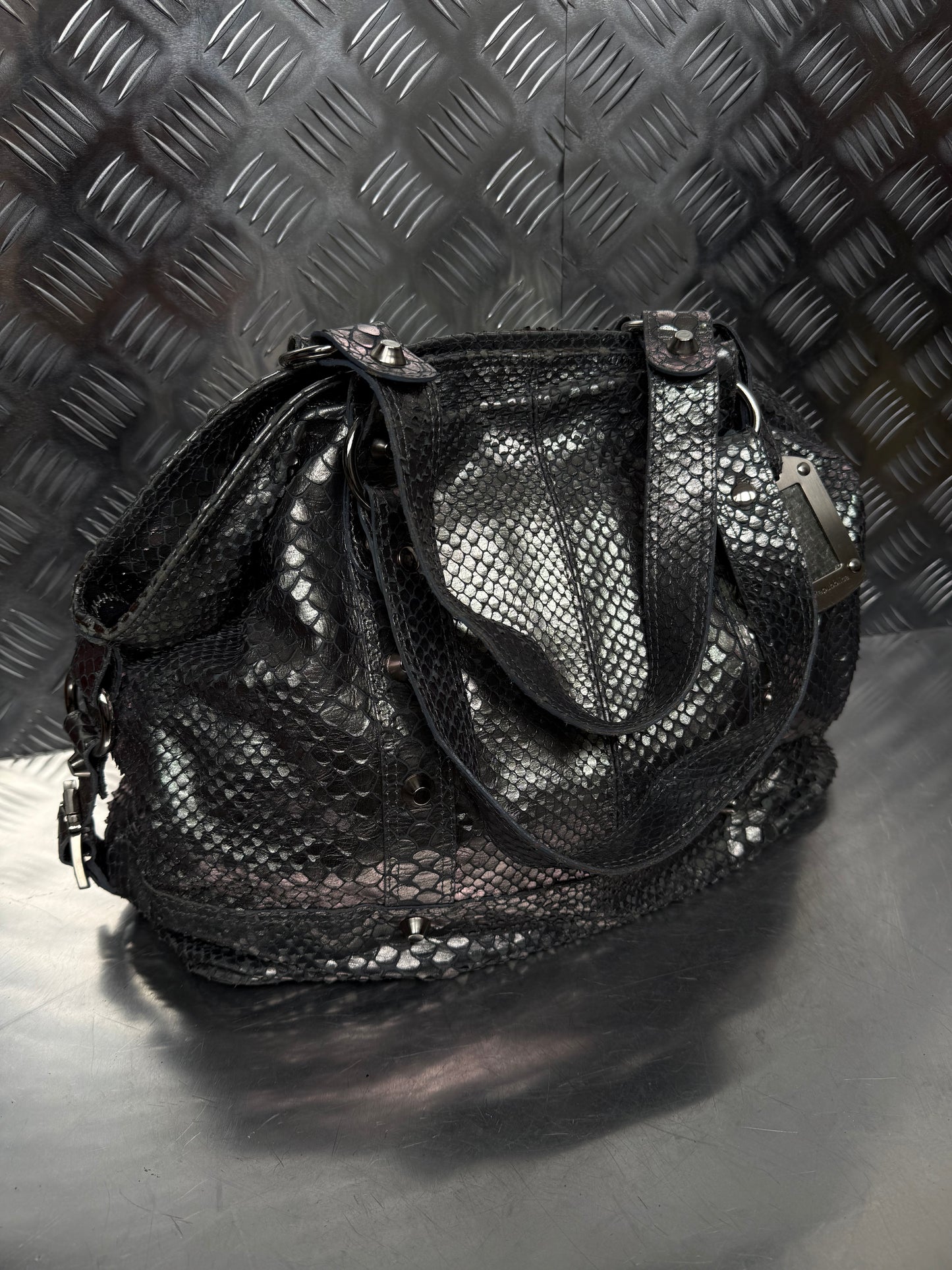 Vintage metallic leather snakeskin-texture bag TWINKLING GLOBAL