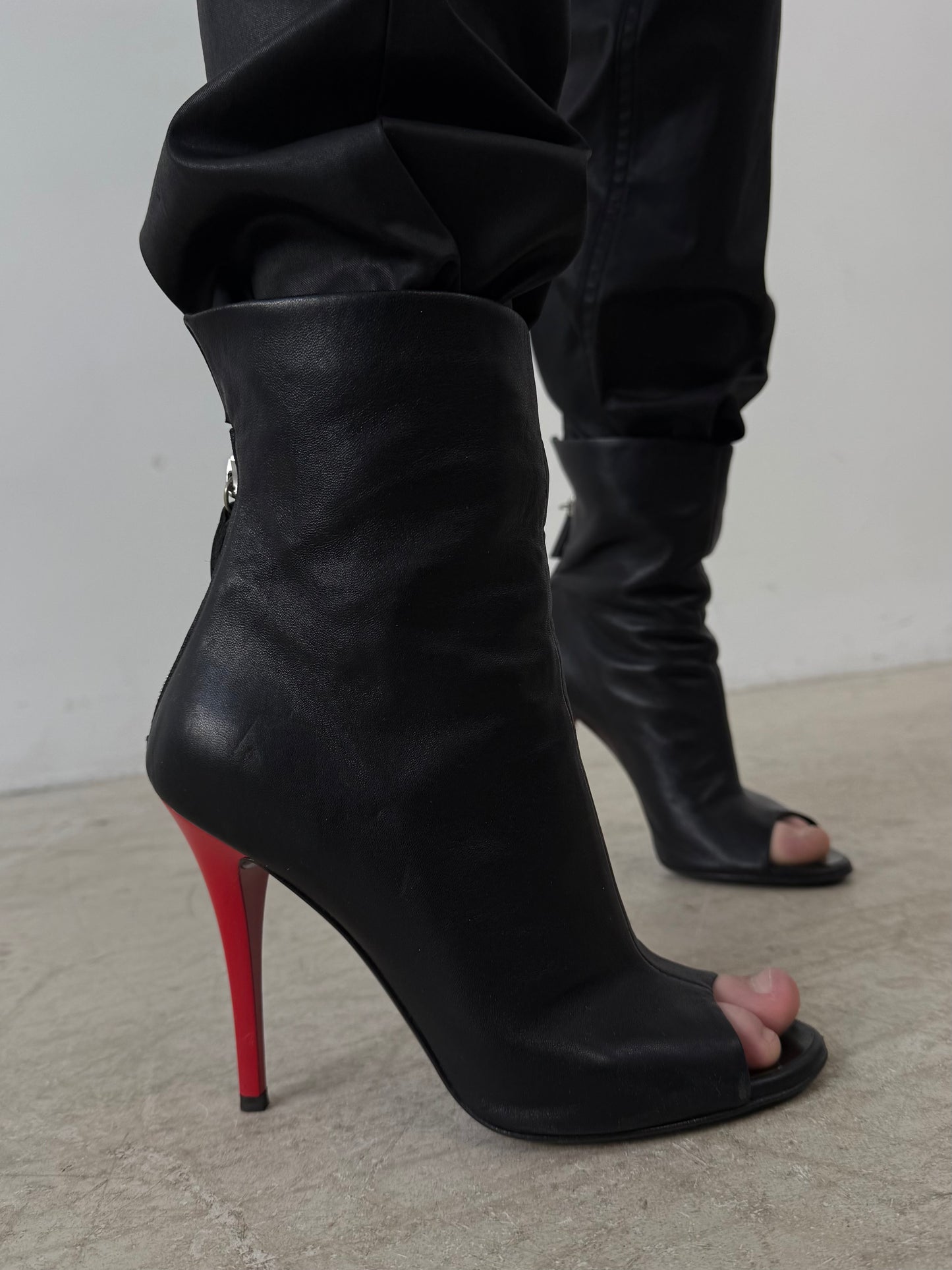 Vintage Giuseppe Zanotti leather ankle boots TWINKLING GLOBAL