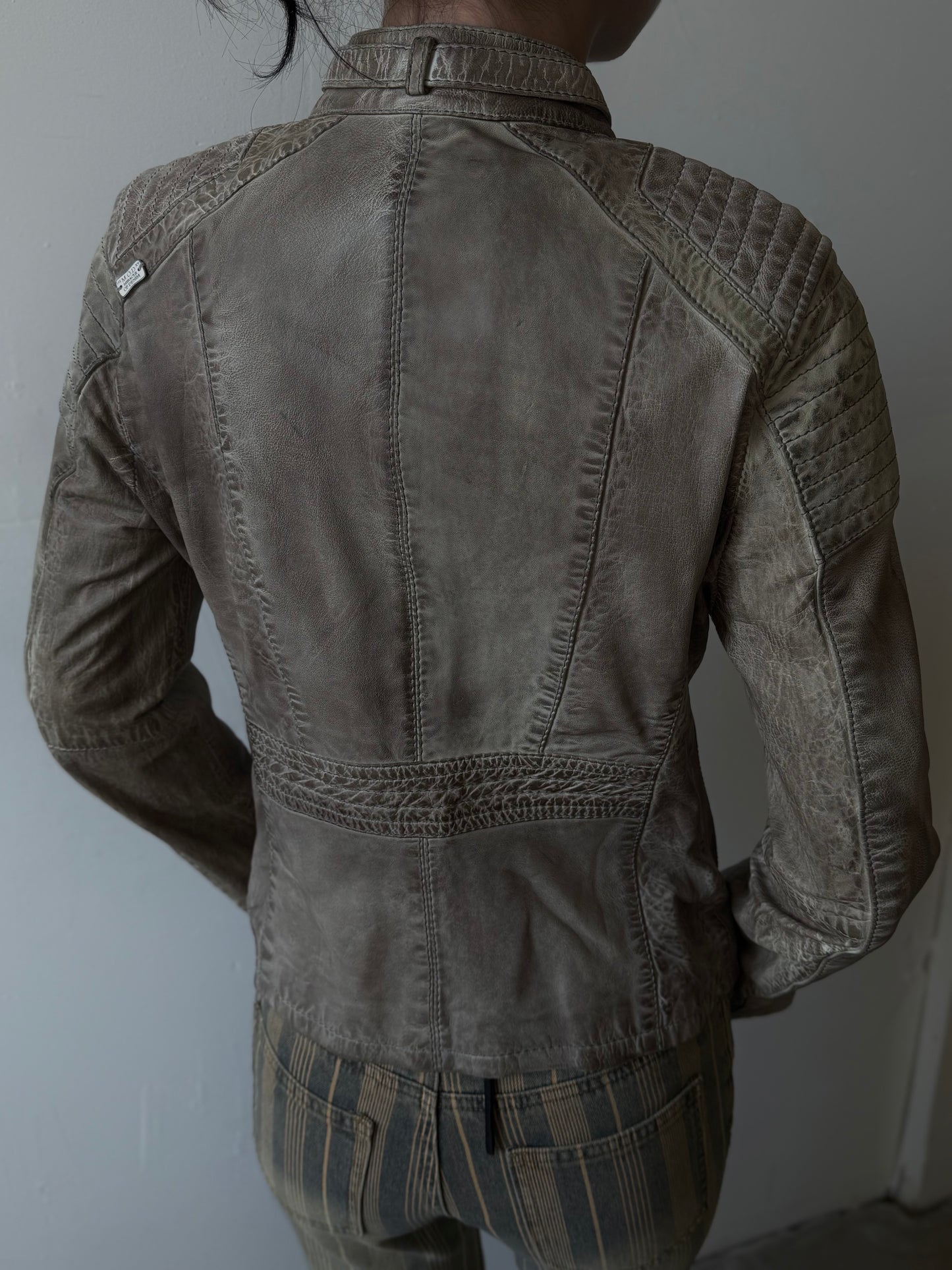 Vintage leather jacket TWINKLING GLOBAL