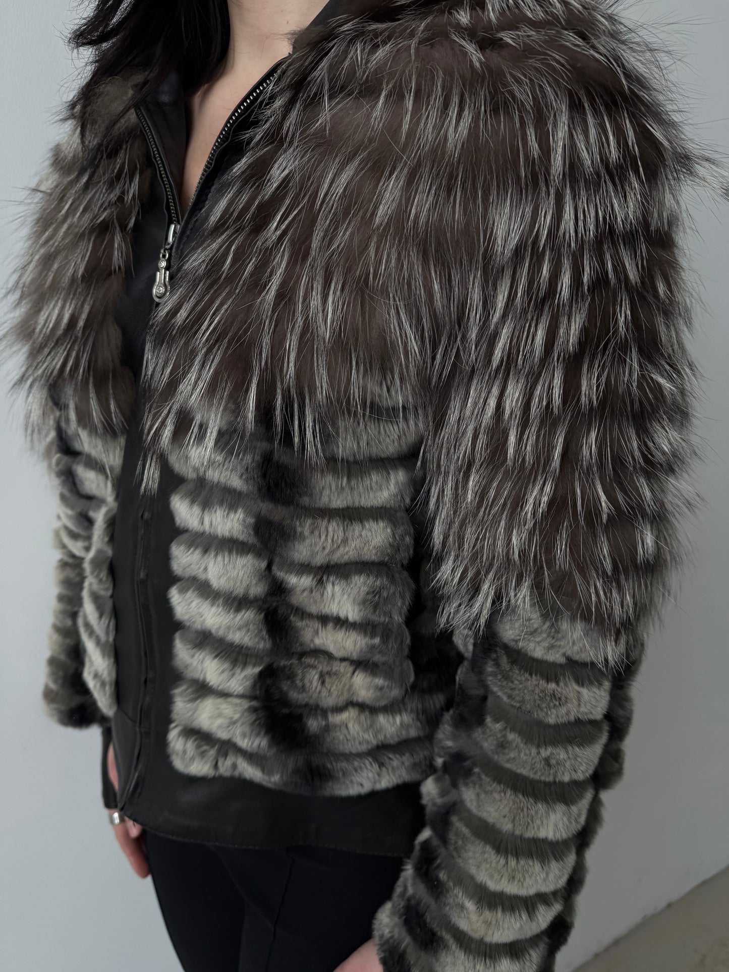 Vintage leather jacketTWINKLING GLOBAL