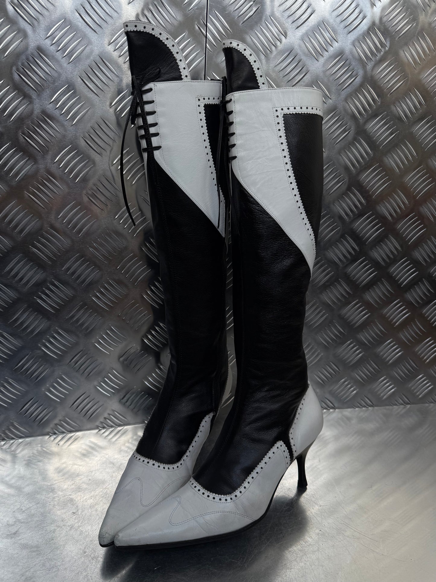 Vintage leather boots TWINKLING GLOBAL