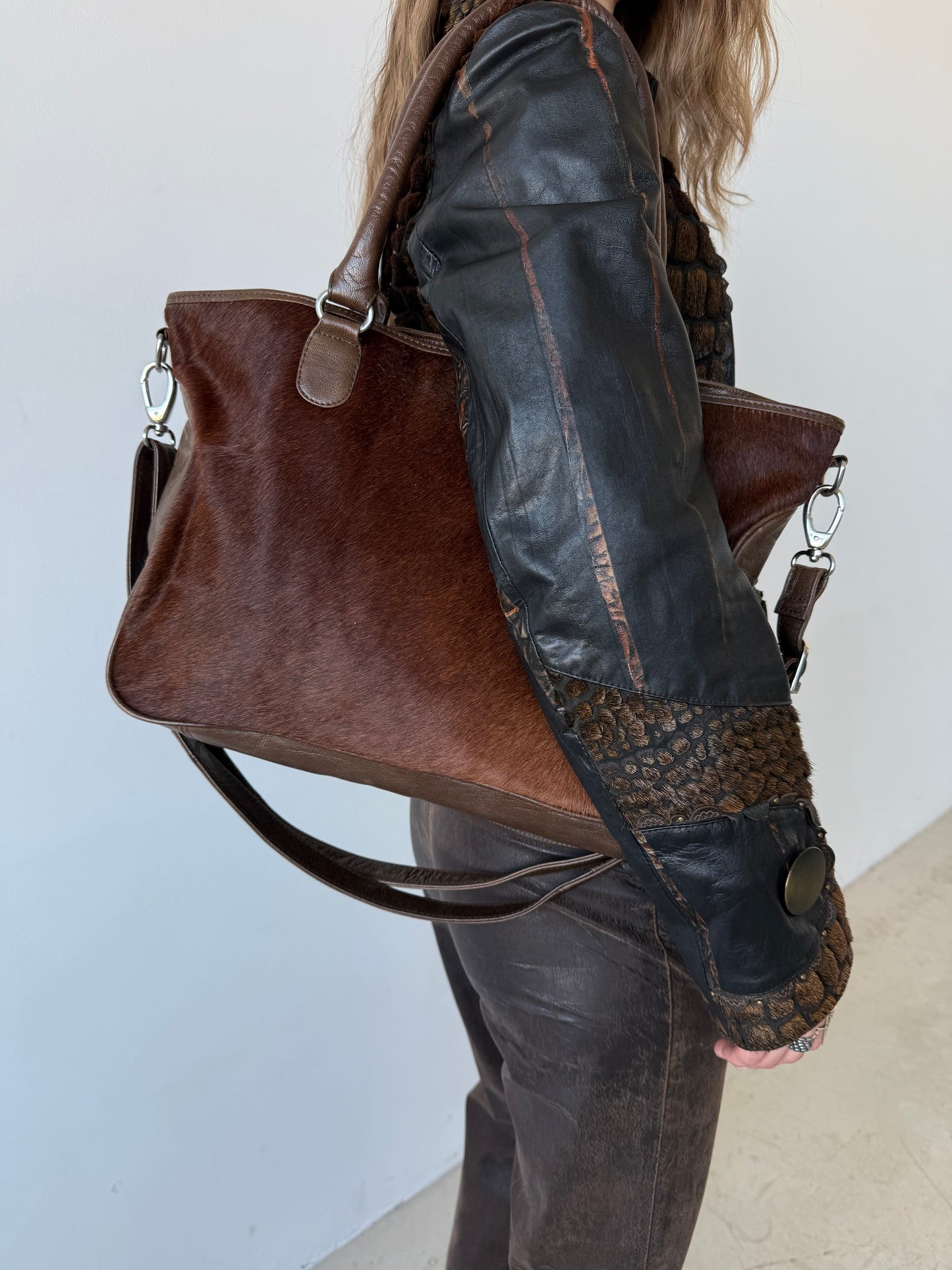 Vintage leather bag TWINKLING GLOBAL