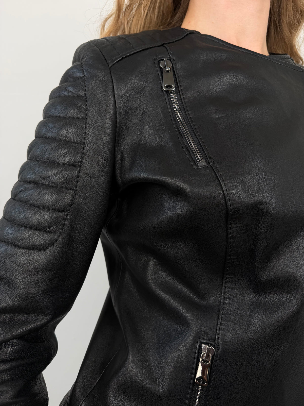 Vintage fitted jacket with asymmetrical sleeve details TWINKLING GLOBAL