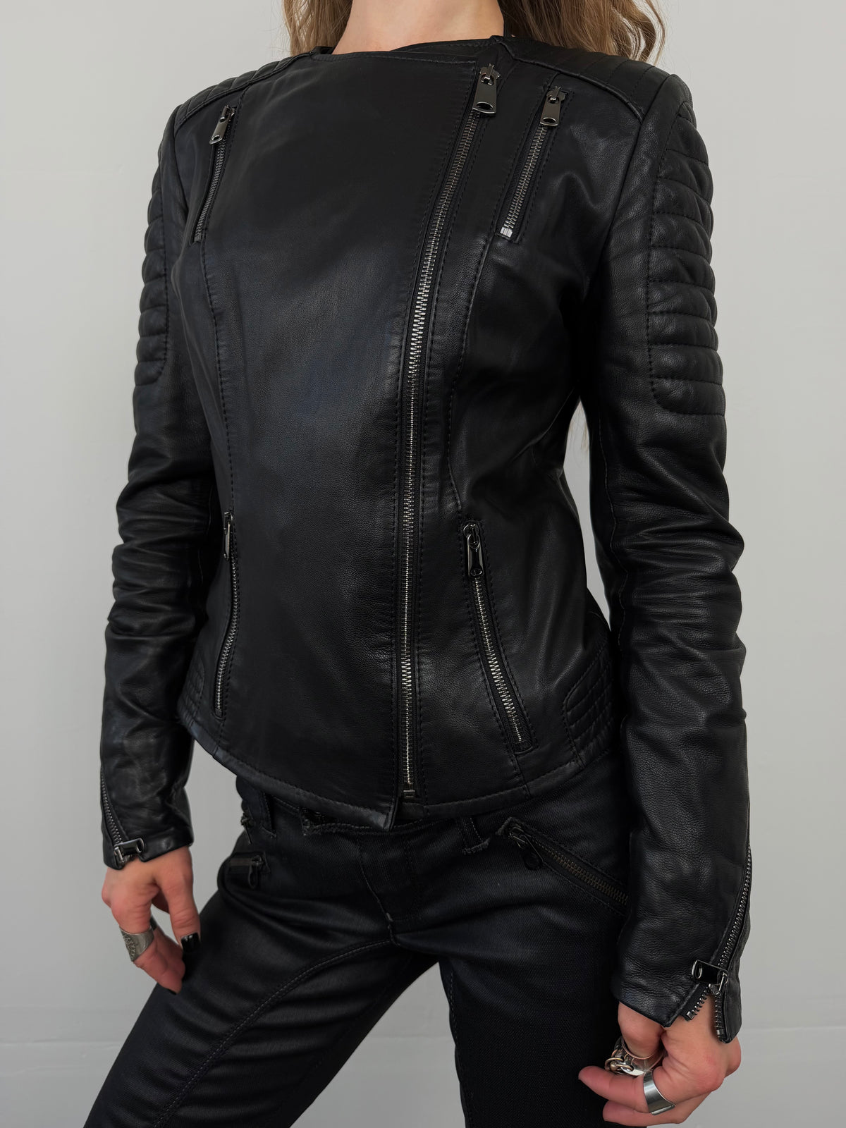 Vintage fitted jacket with asymmetrical sleeve details TWINKLING GLOBAL