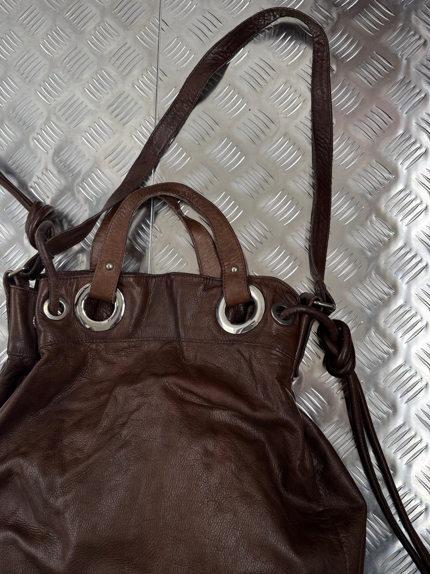 Vintage leather bucket bag TWINKLING GLOBAL