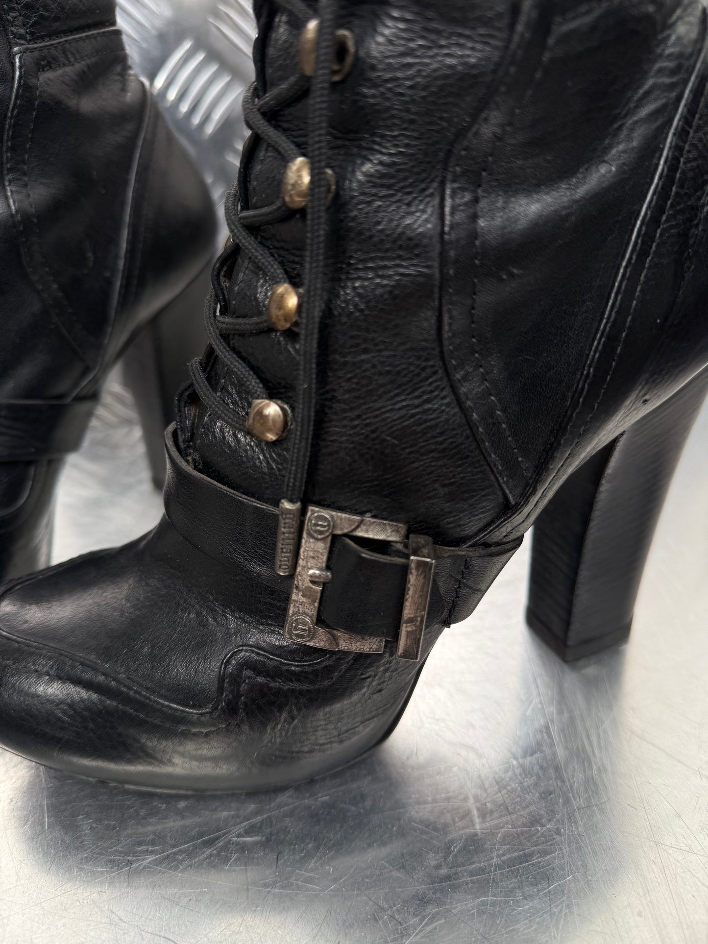 Vintage John Galliano leather boots TWINKLING GLOBAL