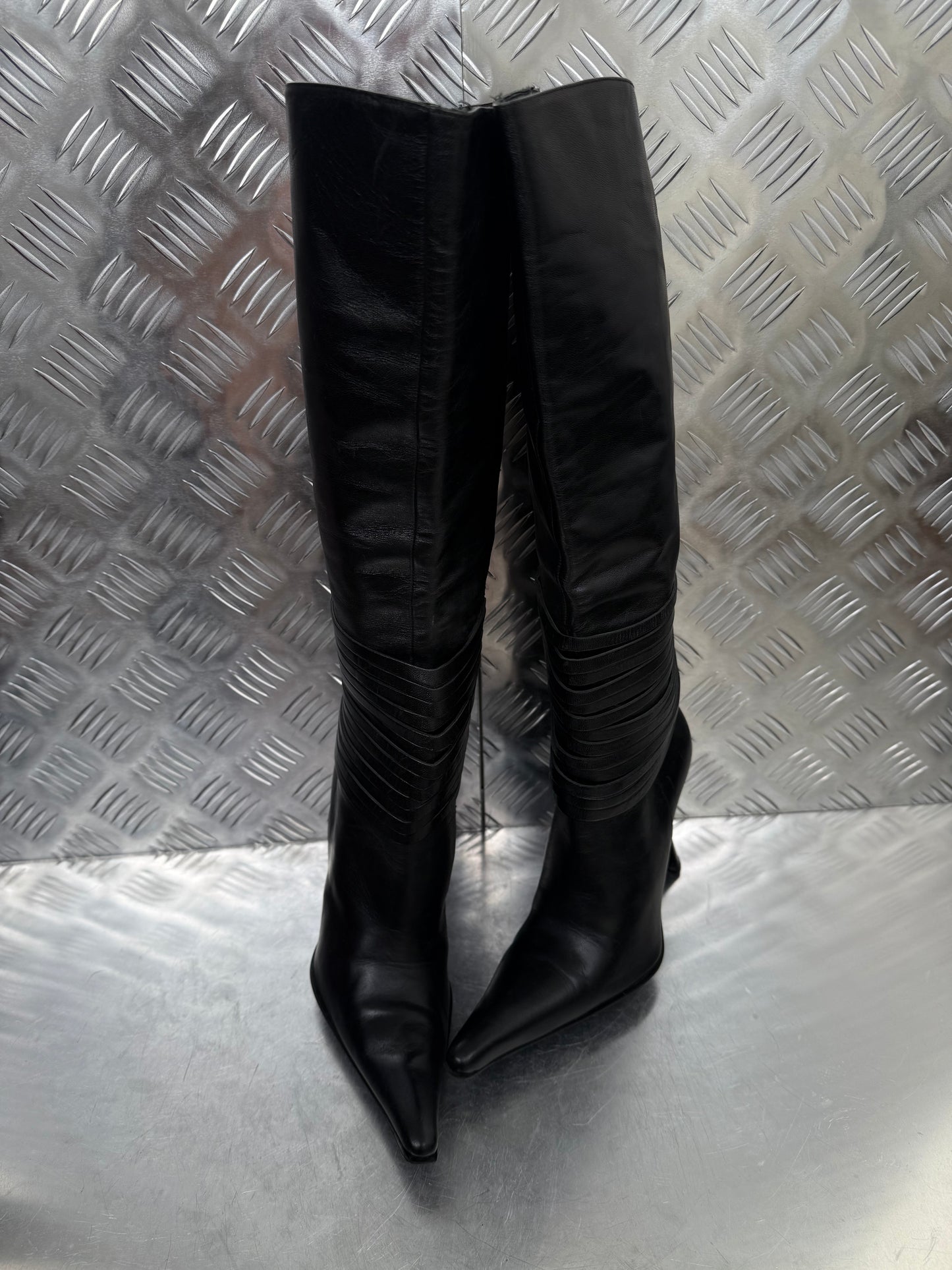Vintage Italian black leather stiletto boots with layered detail Twinkling Global