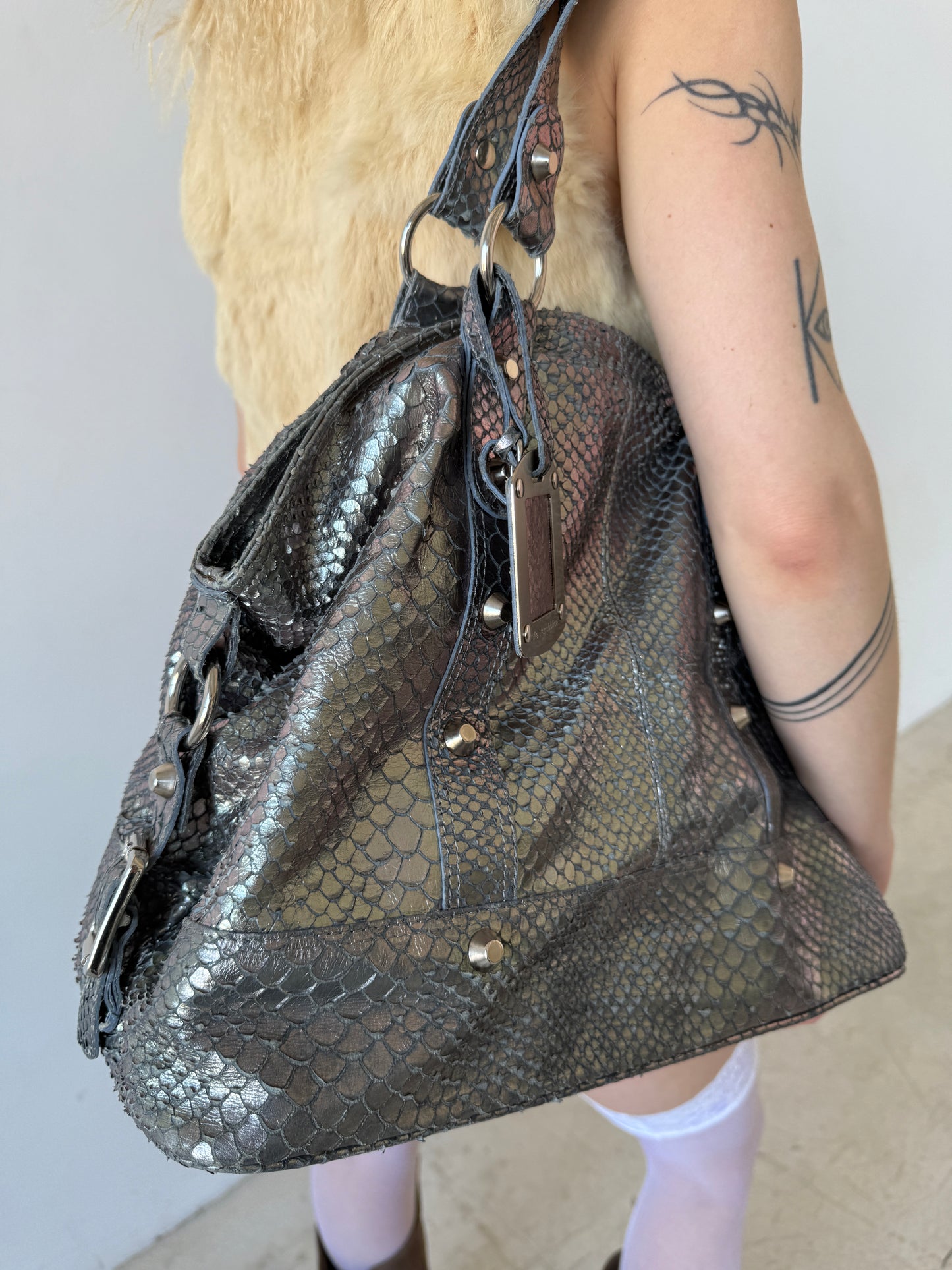 Vintage metallic leather snakeskin-texture bag TWINKLING GLOBAL