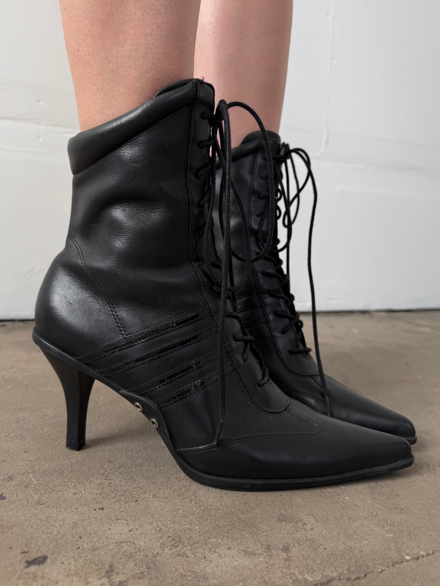 Leather lace-up ankle boots TWINKLING GLOBAL
