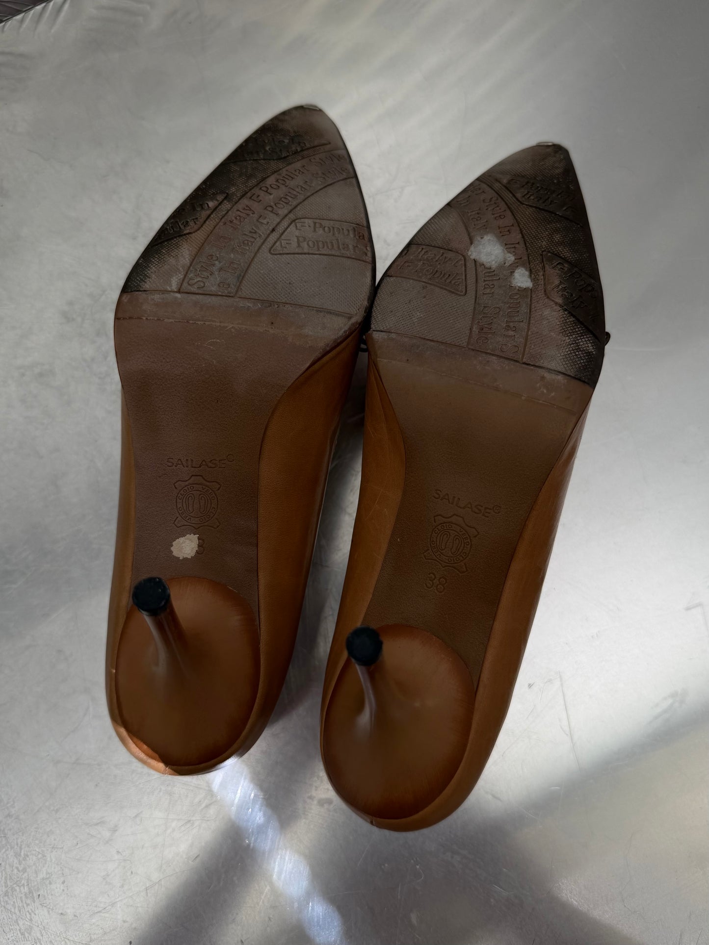 Vintage Sailase pierced leather heels TWINKLING GLOBAL
