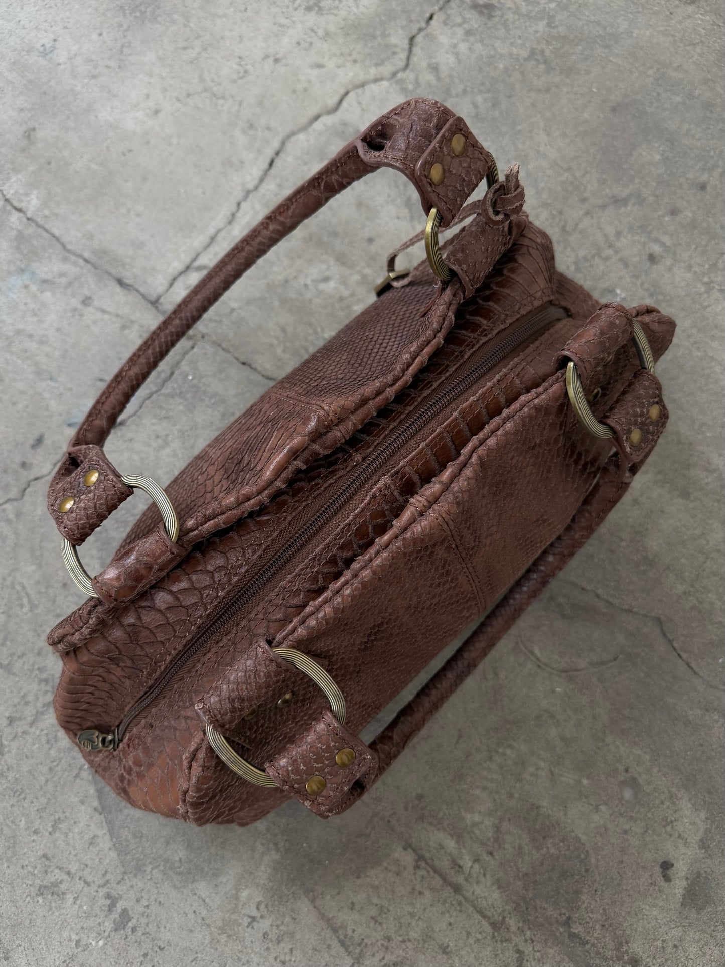 Vintage leather bag TWINKLING GLOBAL