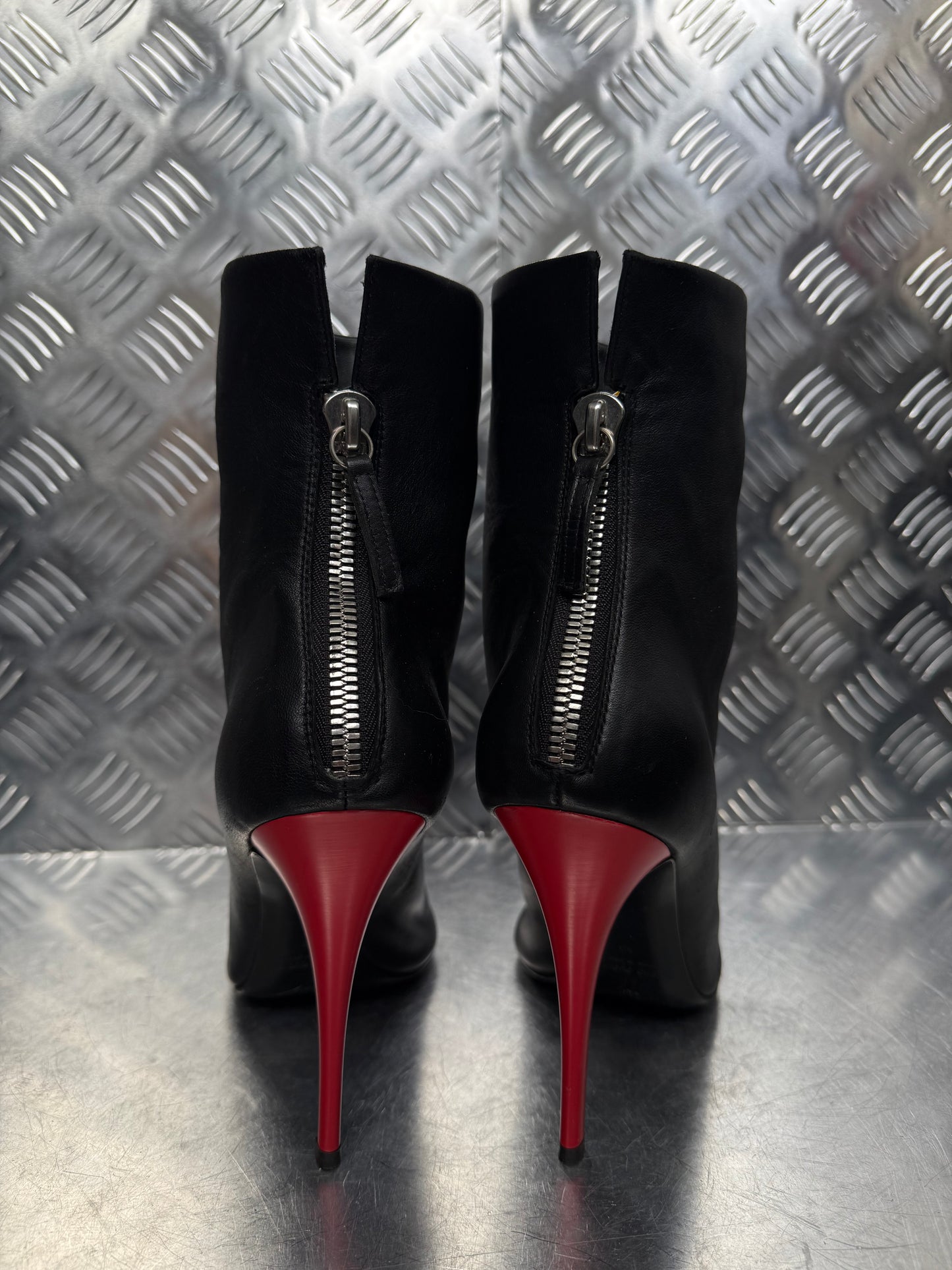 Vintage Giuseppe Zanotti leather ankle boots TWINKLING GLOBAL
