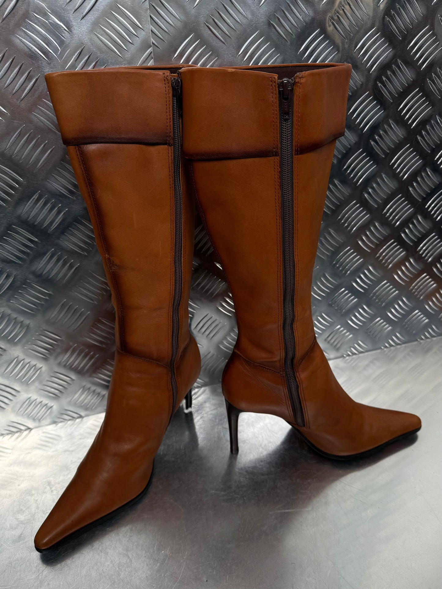 Vintage knee-high leather boots FAITH TWINKLING GLOBAL