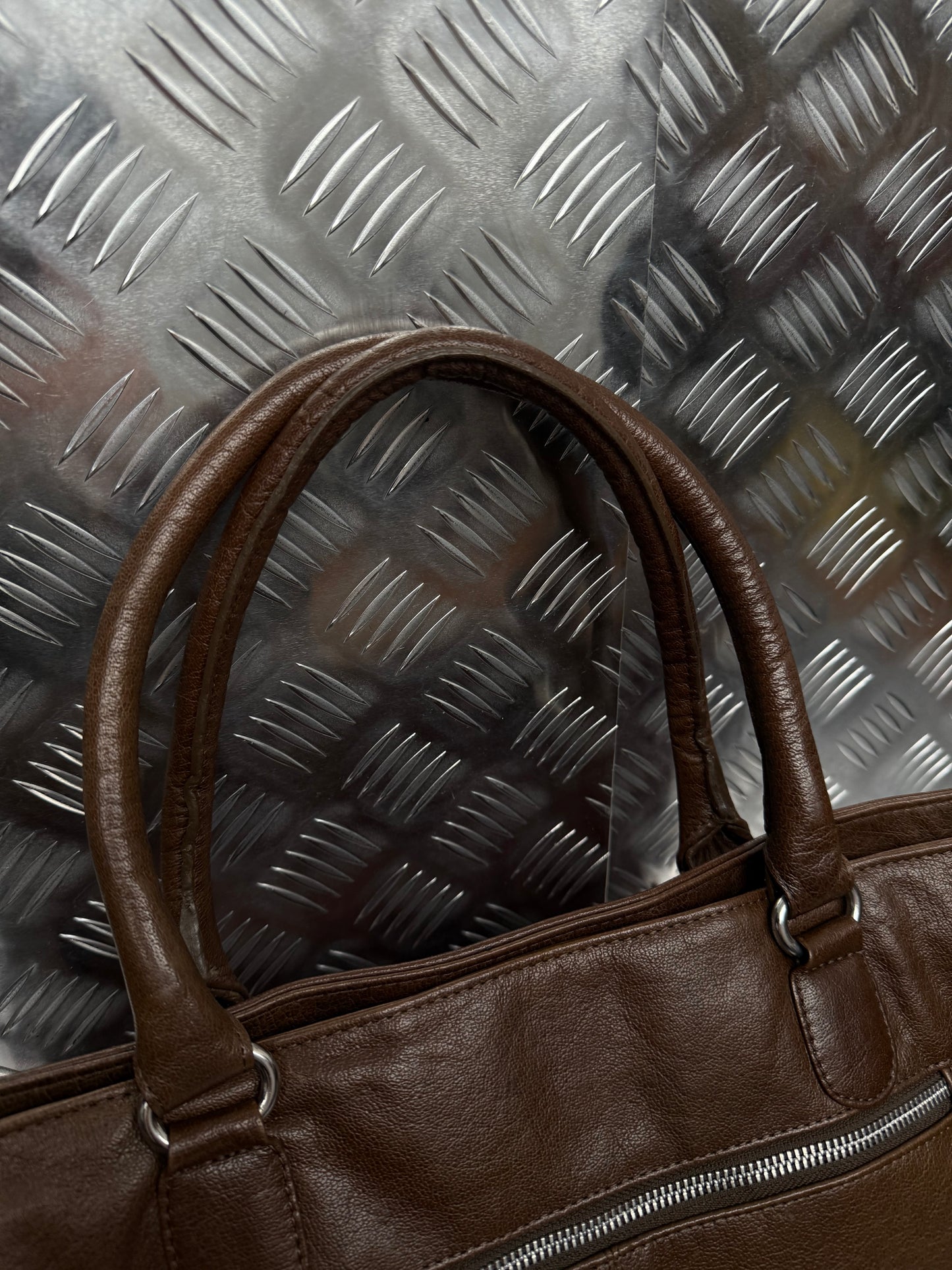 Vintage leather bag TWINKLING GLOBAL