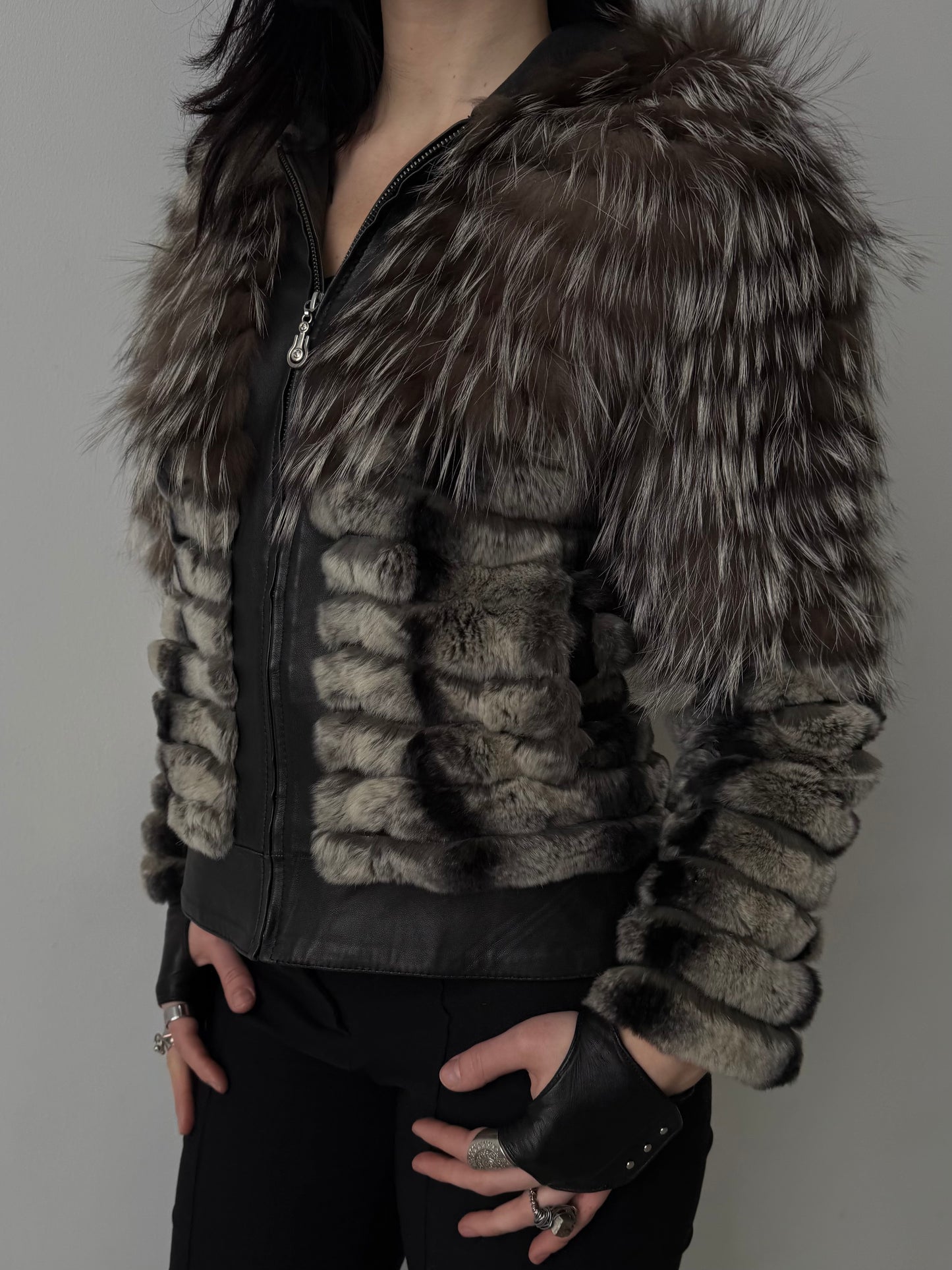 Vintage leather jacketTWINKLING GLOBAL