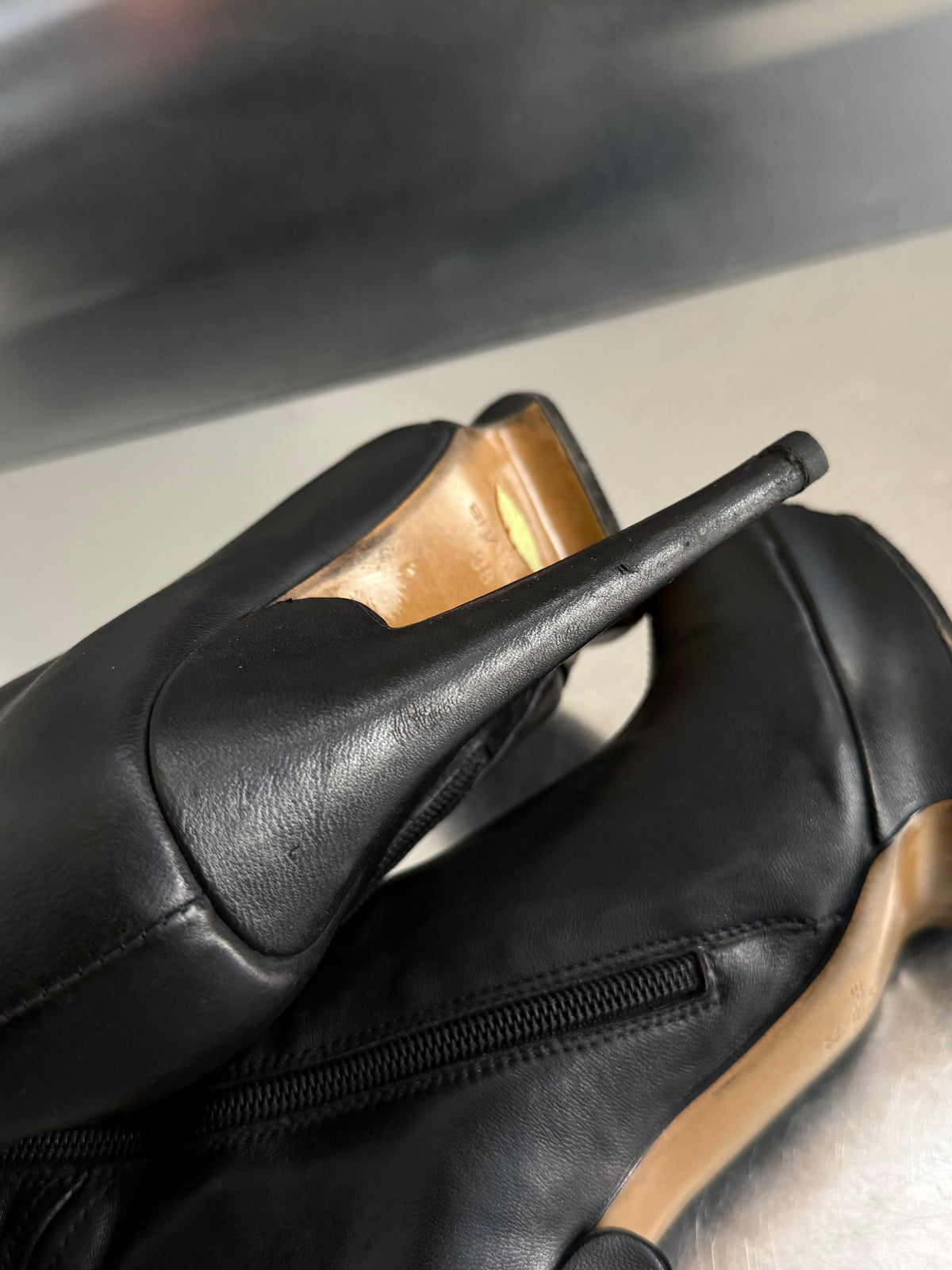 Vintage black leather platform boots TWINKLING GLOBAL