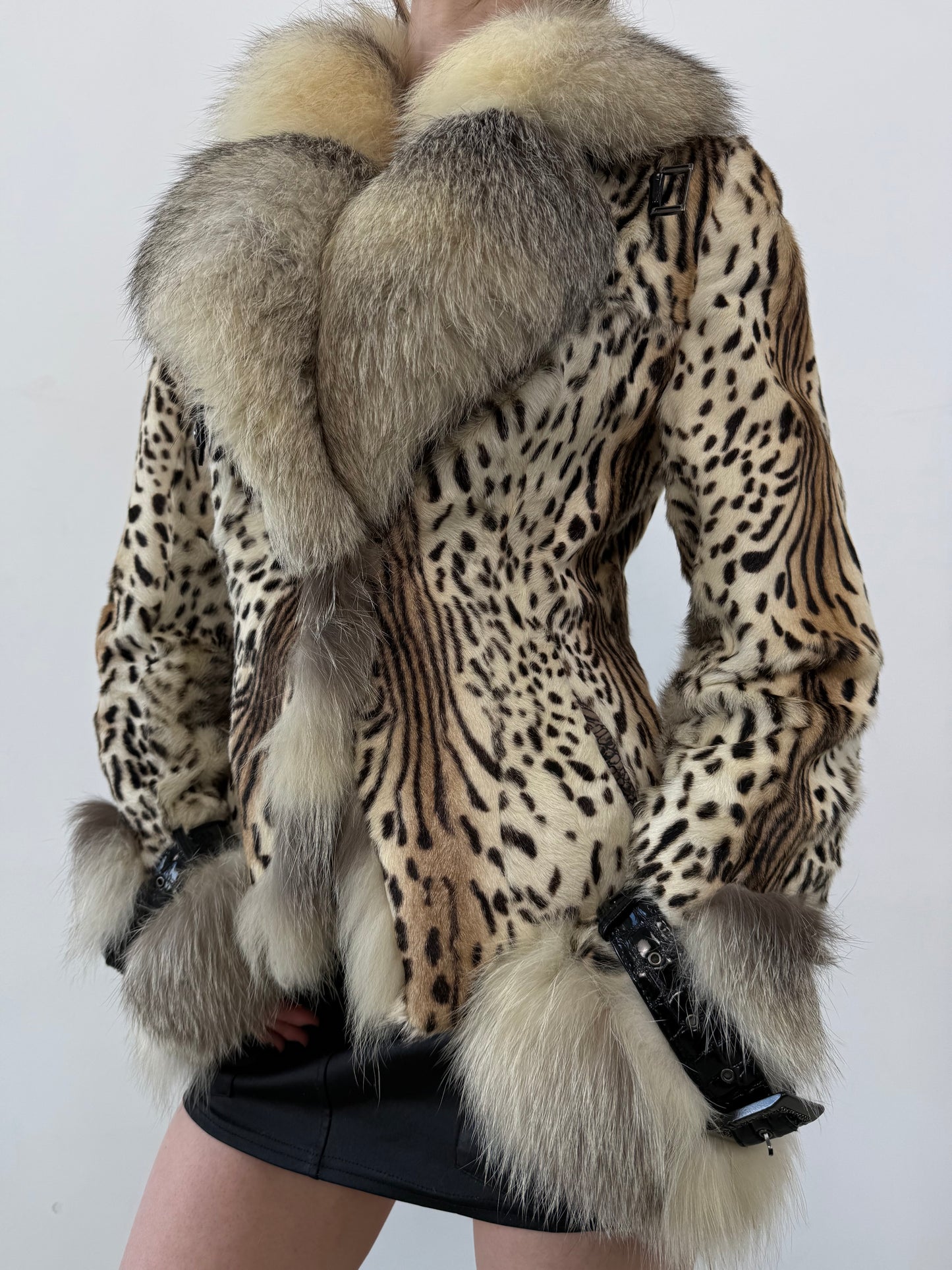 Vintage leather coat TWINKLING GLOBAL