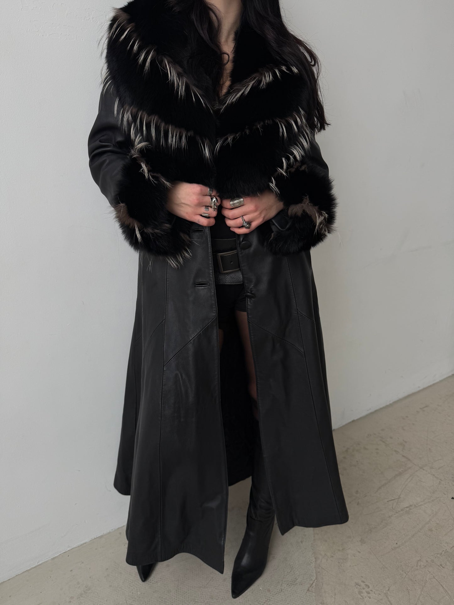 Vintage genuine leather maxi coat TWINKLING GLOBAL
