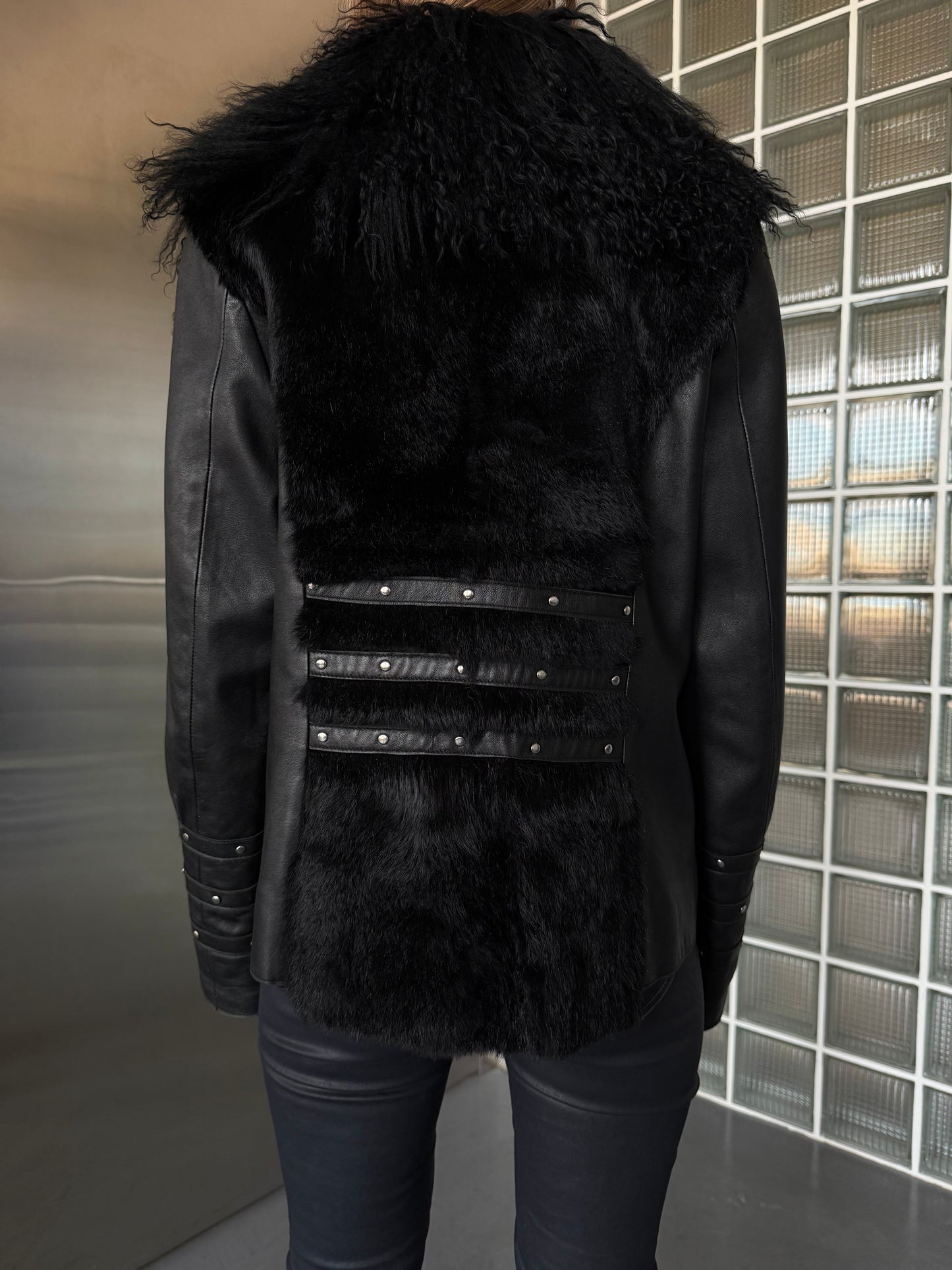 Vintage leather jacket  Twinkling Global