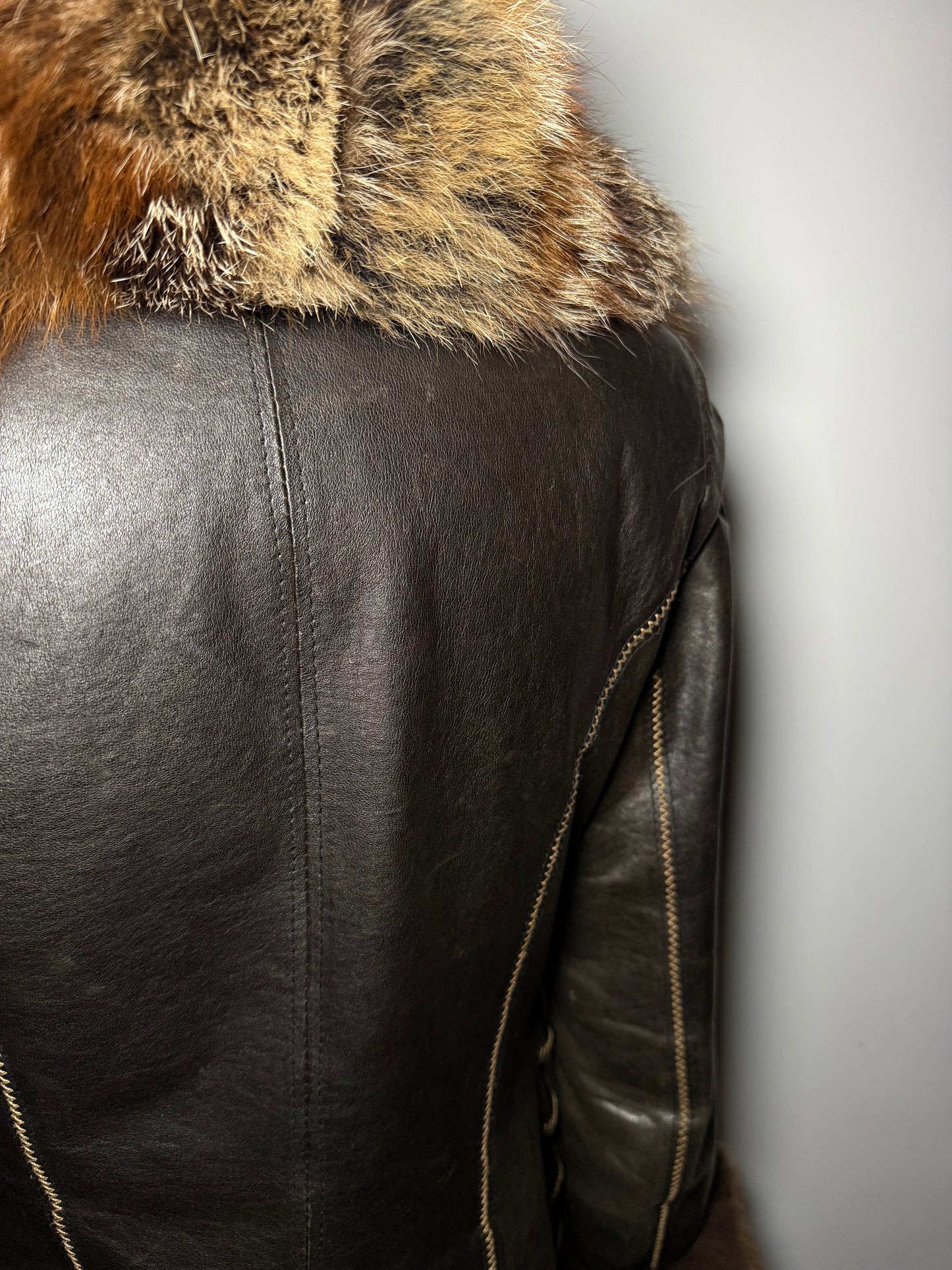 Vintage Leather Jacket TWINKLING GLOBAL