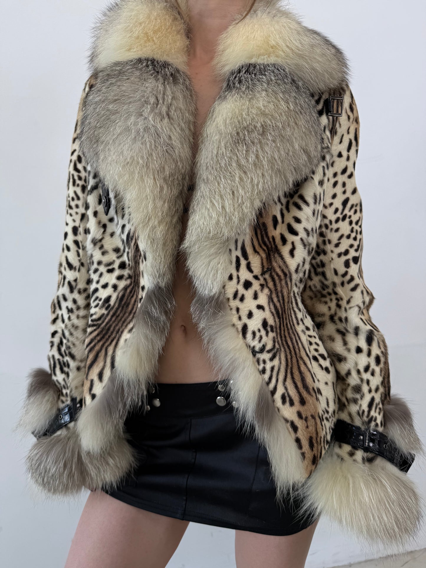 Vintage leather coat TWINKLING GLOBAL